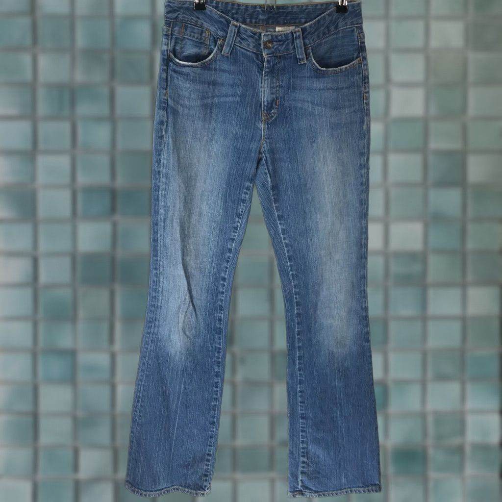 Gap Gap Jeans Women Flared Casual Denim Blue Size 6 Long Low Rise Size 28" / US 6 / IT 42 - 1 Thumbnail