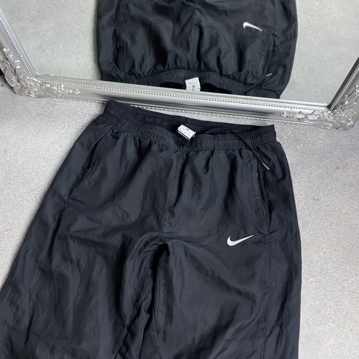 Nike Vintage Nike Track Pants Y2K Size US 32 / EU 48 - 3 Thumbnail