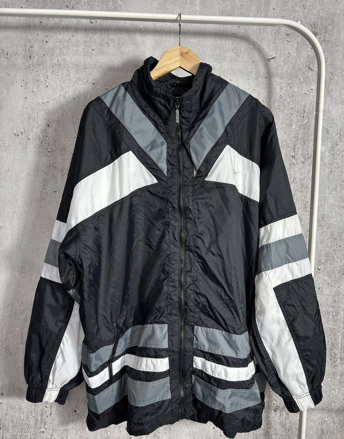 Nike Nike vintage jacket windbreaker Size US XL / EU 56 / 4 - 1 Thumbnail