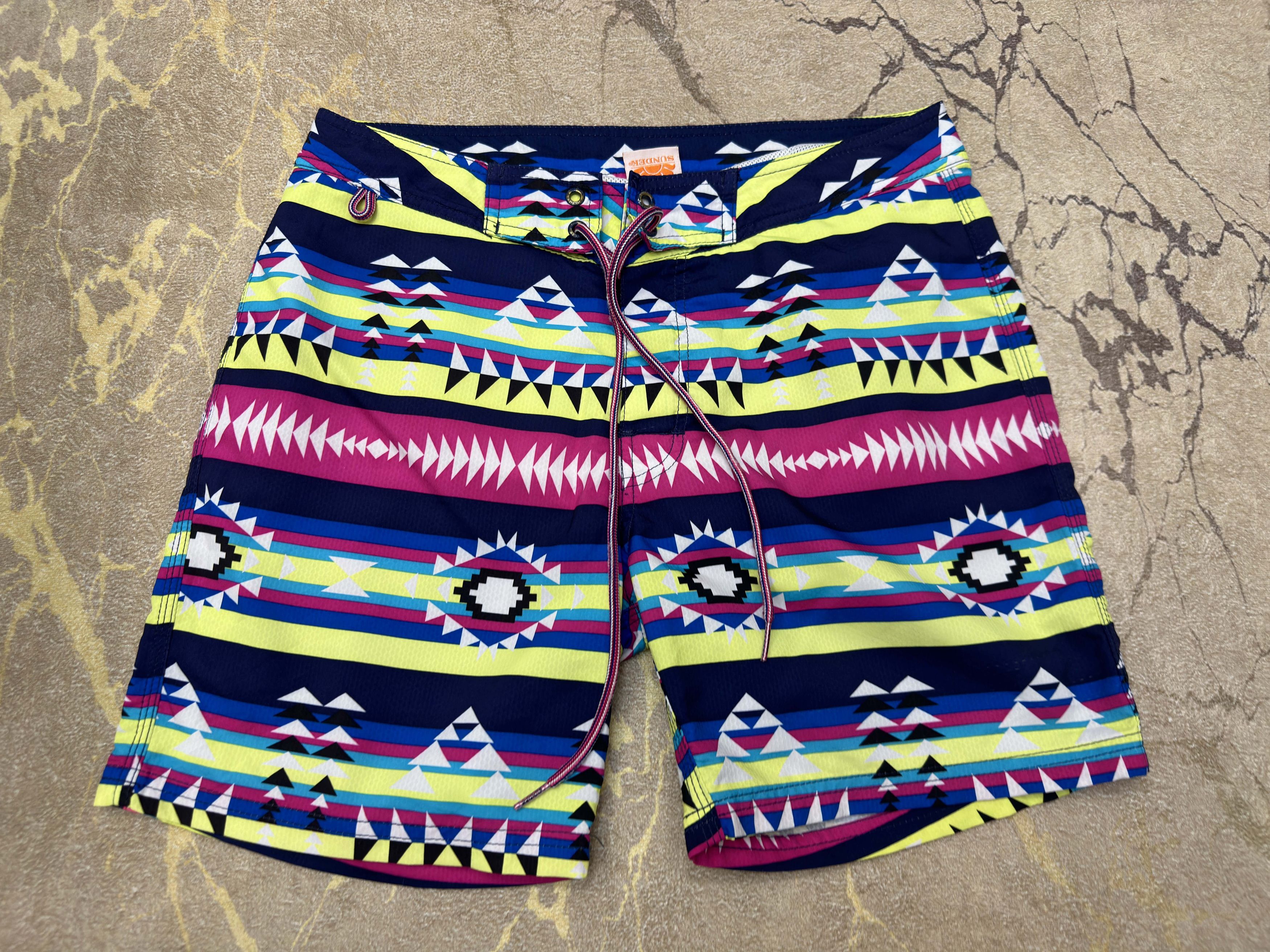 Sundek Roman Style Sundek 29 Beach Shorts Trunks Bath Suit size 29 Size US 29 - 2 Thumbnail