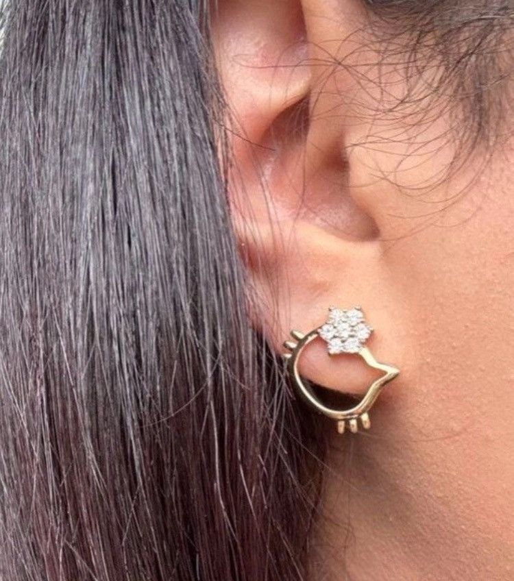 Other HELLO KITTY CUTE BOW RHINESTONES GOLDTONE Stud Earrings Size ONE SIZE - 3 Thumbnail