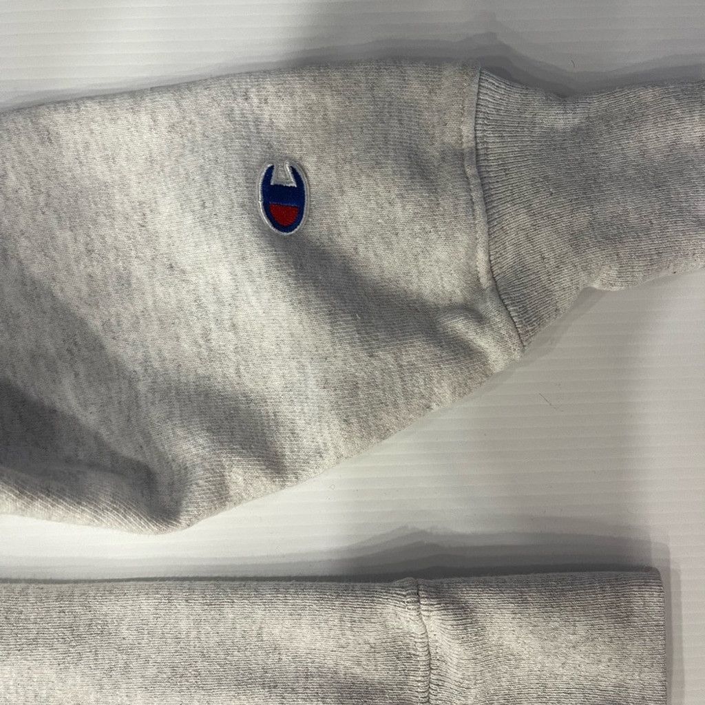 Champion Champion Foxwood resort logo gray Crewneck size S Size XS / US 0-2 / IT 36-38 - 4 Thumbnail