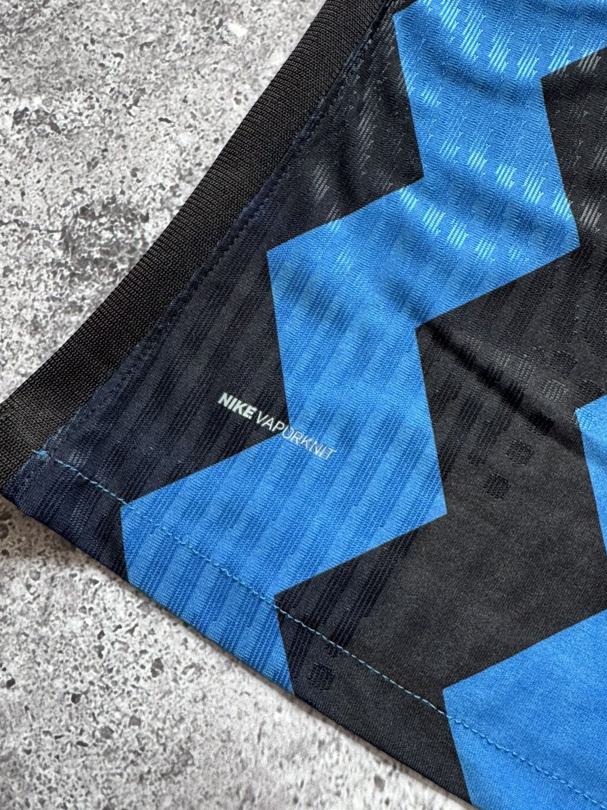 Nike 🔥NIKE INTER MILAN 2020/21 HOME PLAYER ISSUE VAPORKNIT JERSEY Size US L / EU 52-54 / 3 - 5 Thumbnail