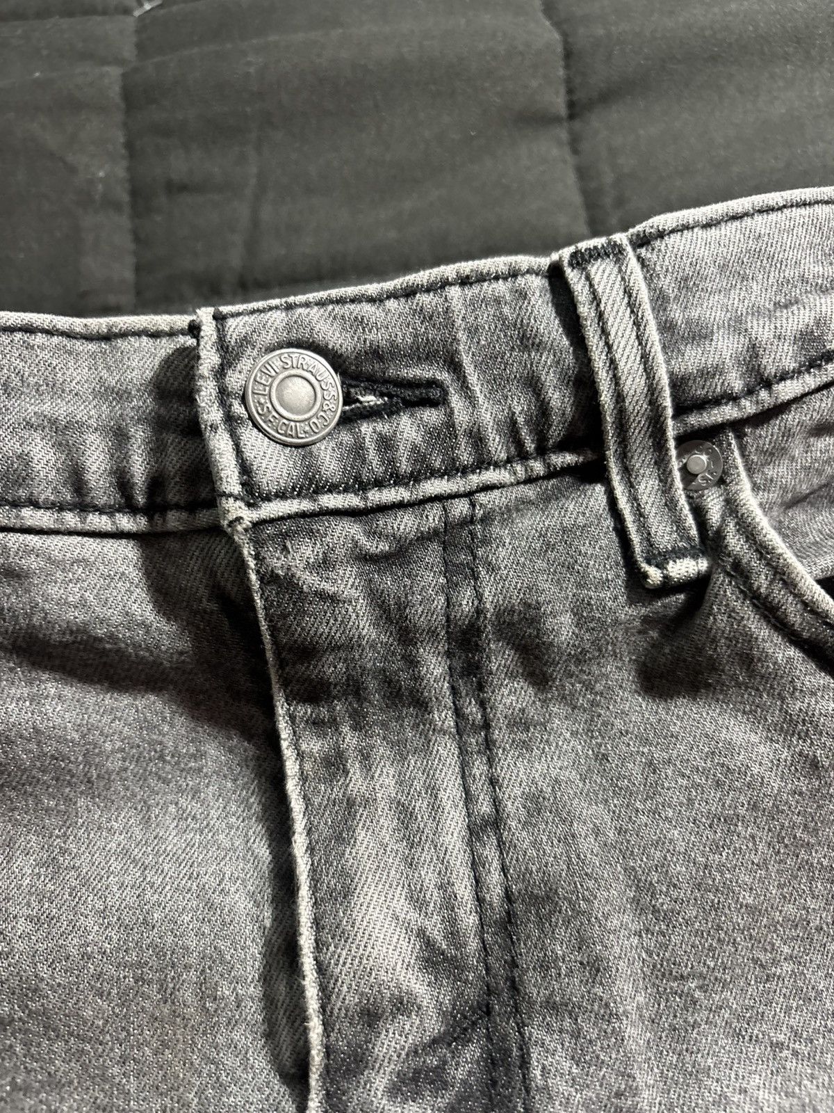 Levi's Levi’s Grey and Black Skinny Jeans Size US 29 - 2 Thumbnail