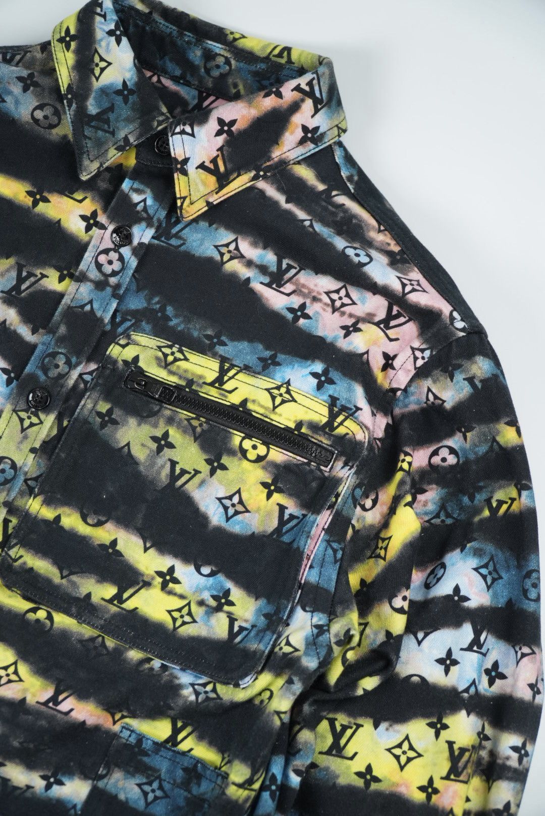 Louis Vuitton Louis Vuitton Black Tie Dye Denim Jacket Size US L / EU 52-54 / 3 - 4 Thumbnail