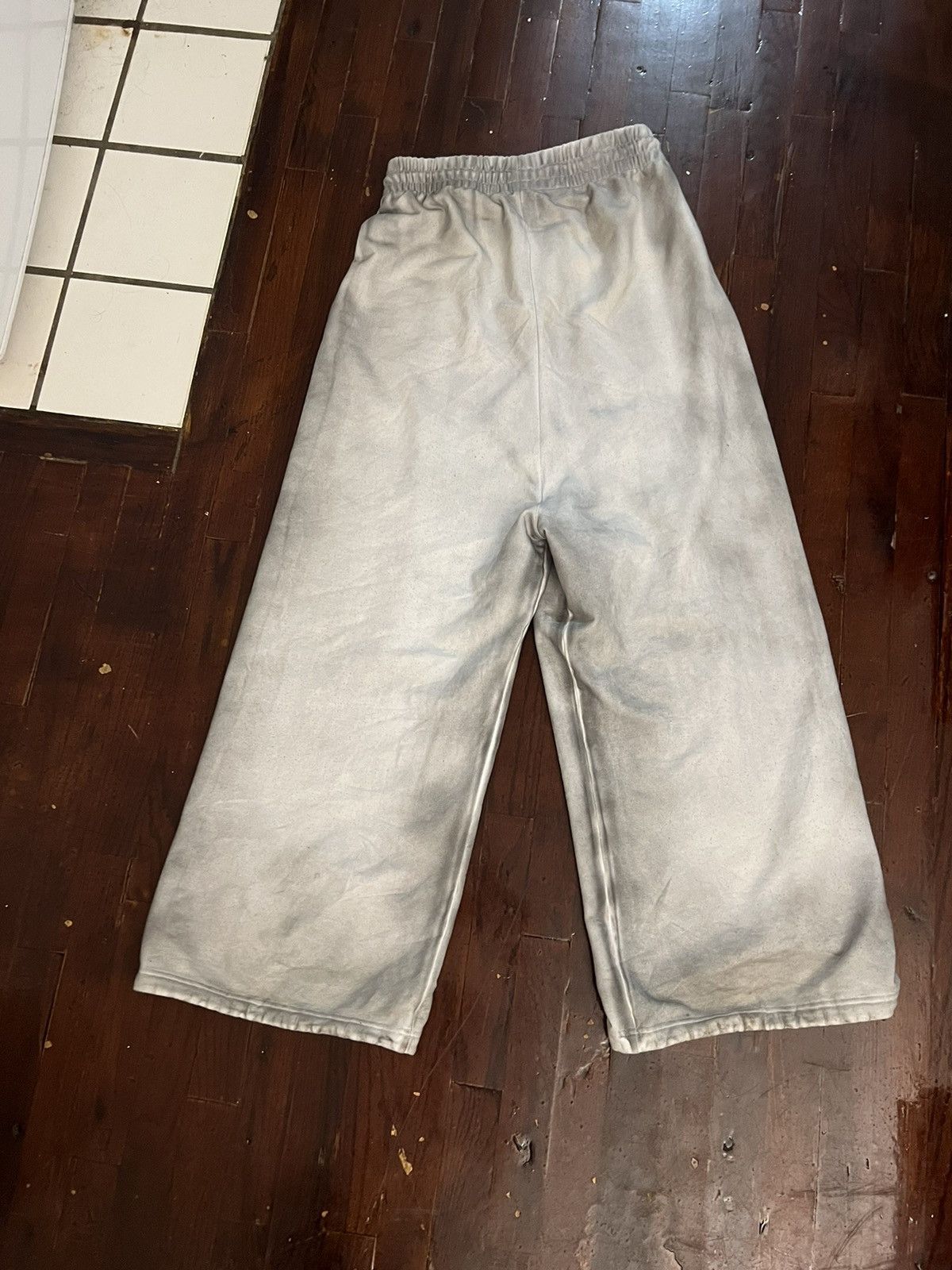 Anonymous Club Anonymous Club Dirty White Sweatpants Size S Size US 28 / EU 44 - 2 Thumbnail