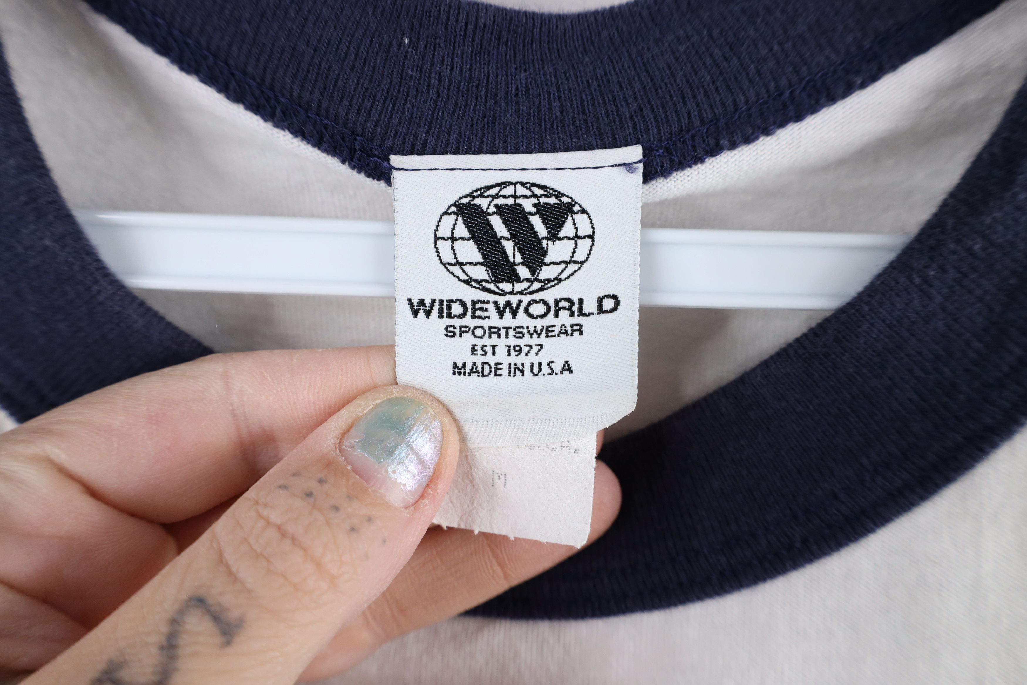 Vintage Vintage 90s University Baseball 3/4 Sleeve Raglan T-Shirt Size US M / EU 48-50 / 2 - 4 Thumbnail
