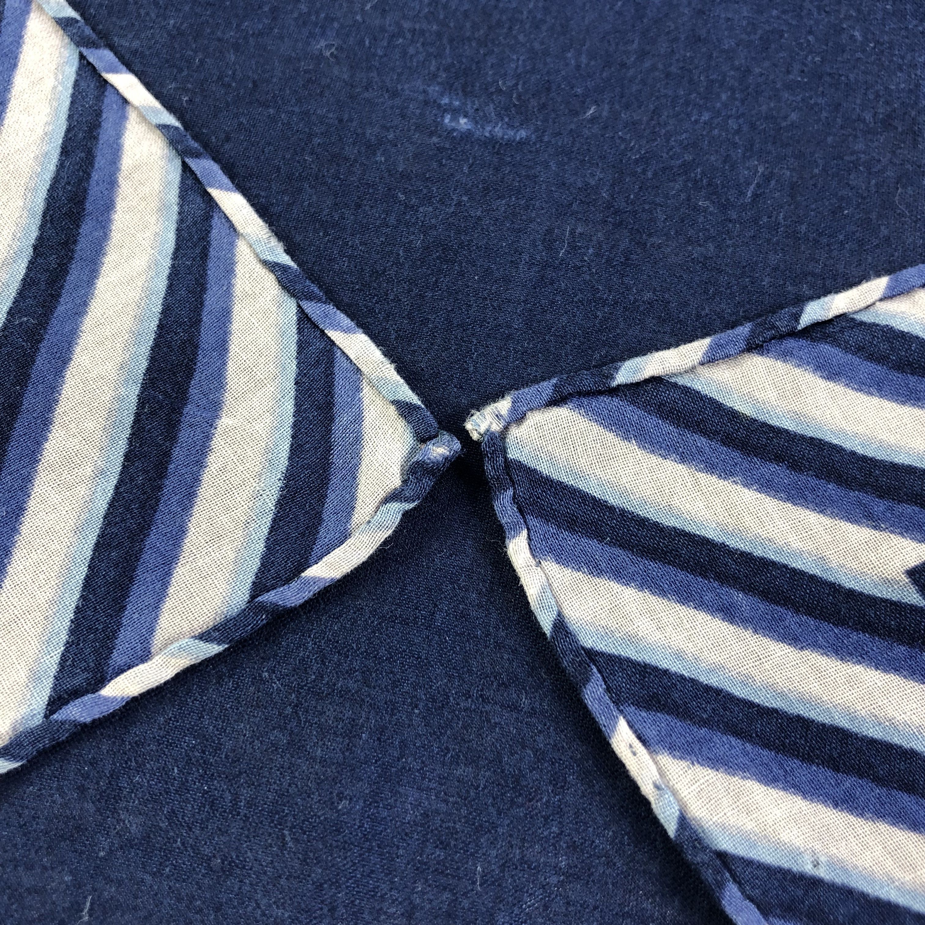 Yves Saint Laurent YSL Hand Rolled Handkerchief Neckerchief Bandana H2035 Size ONE SIZE - 5 Thumbnail