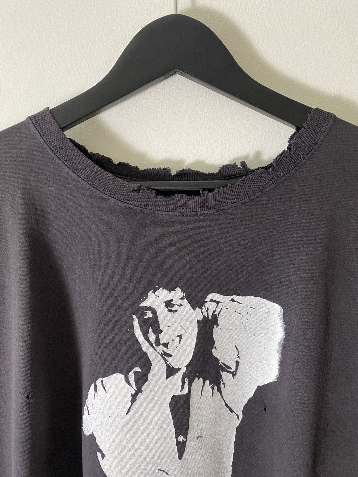 Band Tees Vintage-Washed Faded and Distressed Lou Reed Band T Shirt 2 Size US XL / EU 56 / 4 - 4 Thumbnail