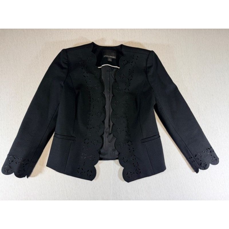 Banana Republic Banana Republic Blazer Jacket Size 2 Black Cropped Women Size XS / US 0-2 / IT 36-38 - 1 Thumbnail