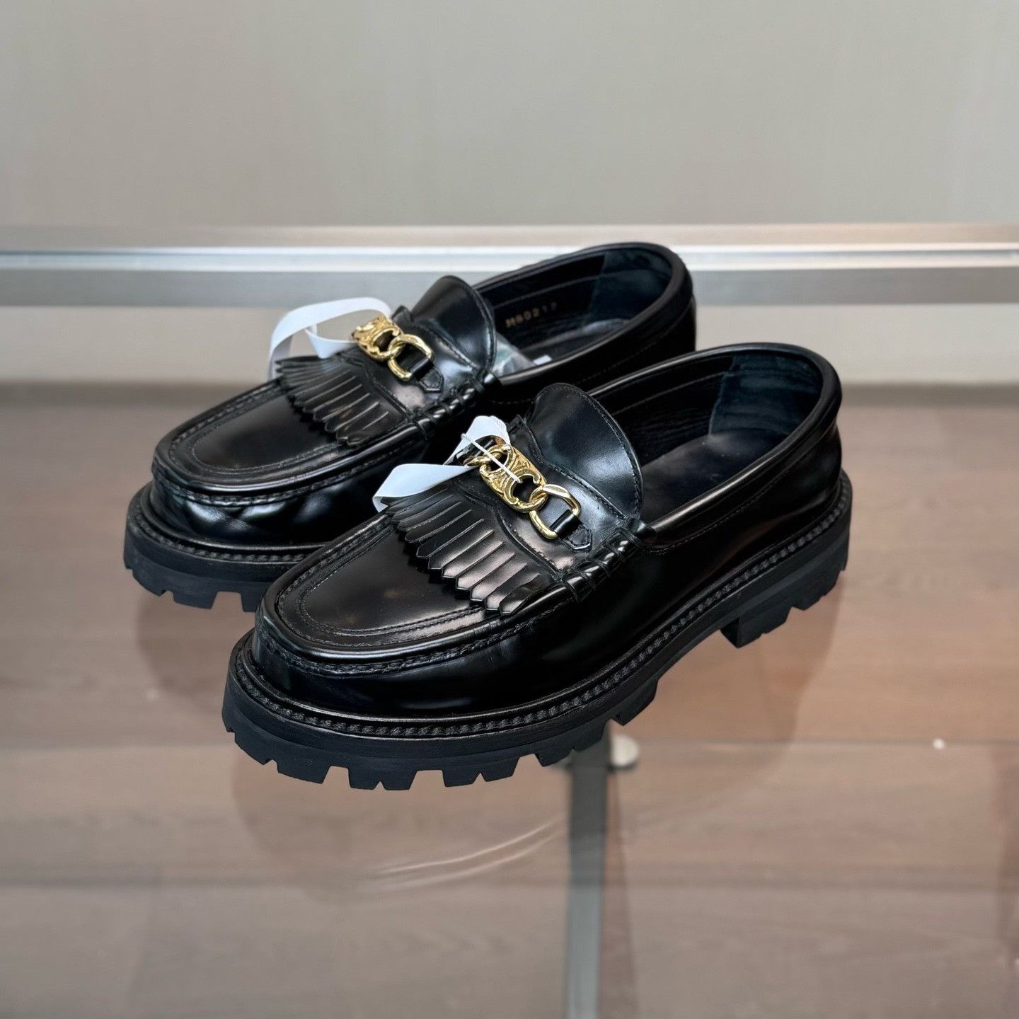 Celine Celine Lowtop Sneakers it_36 Women Size US 6 / IT 36 - 1 Thumbnail