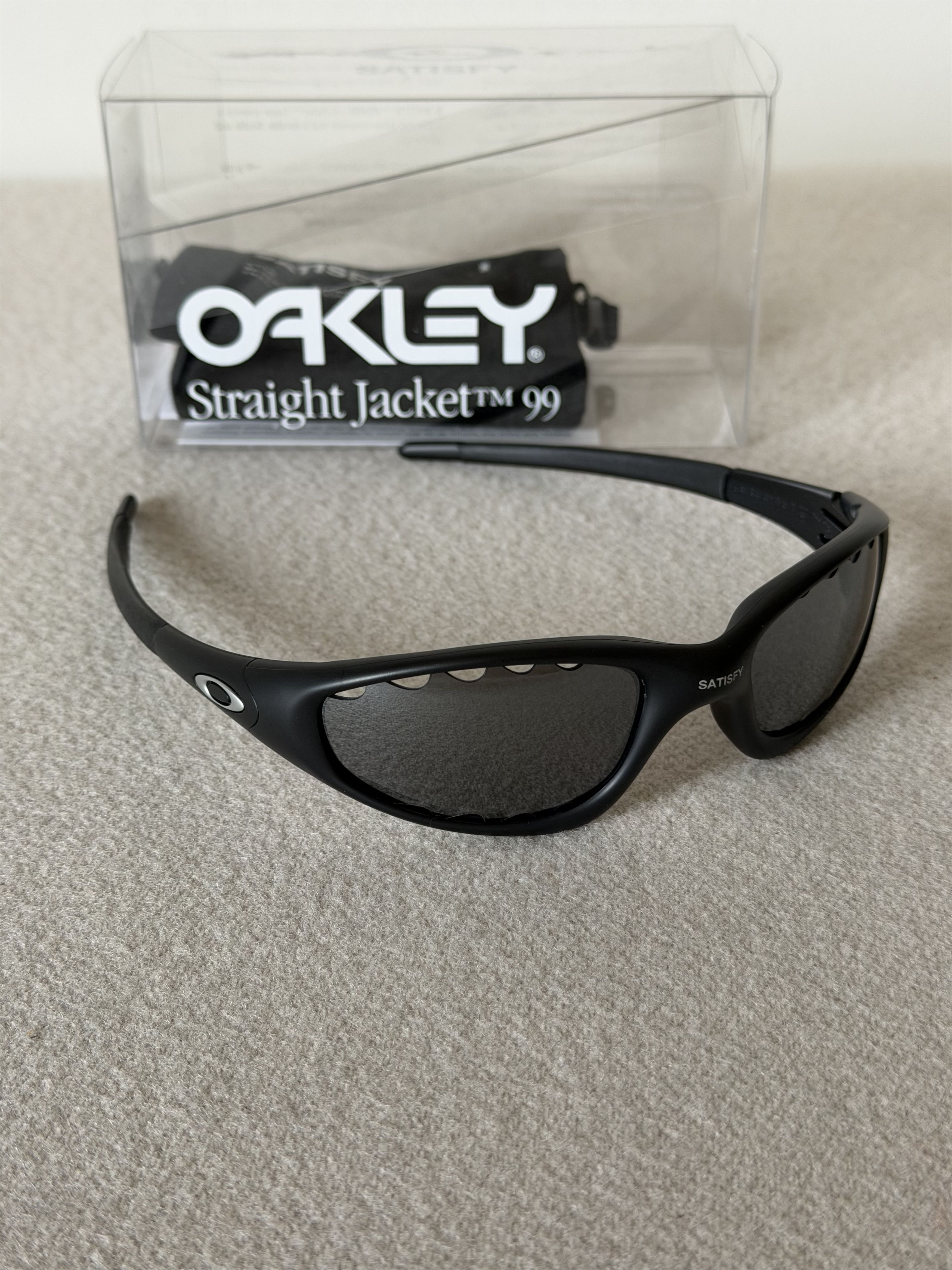 Oakley SATISFY Straight Jacket 99 Oakley x Satisfy Straight Jacket