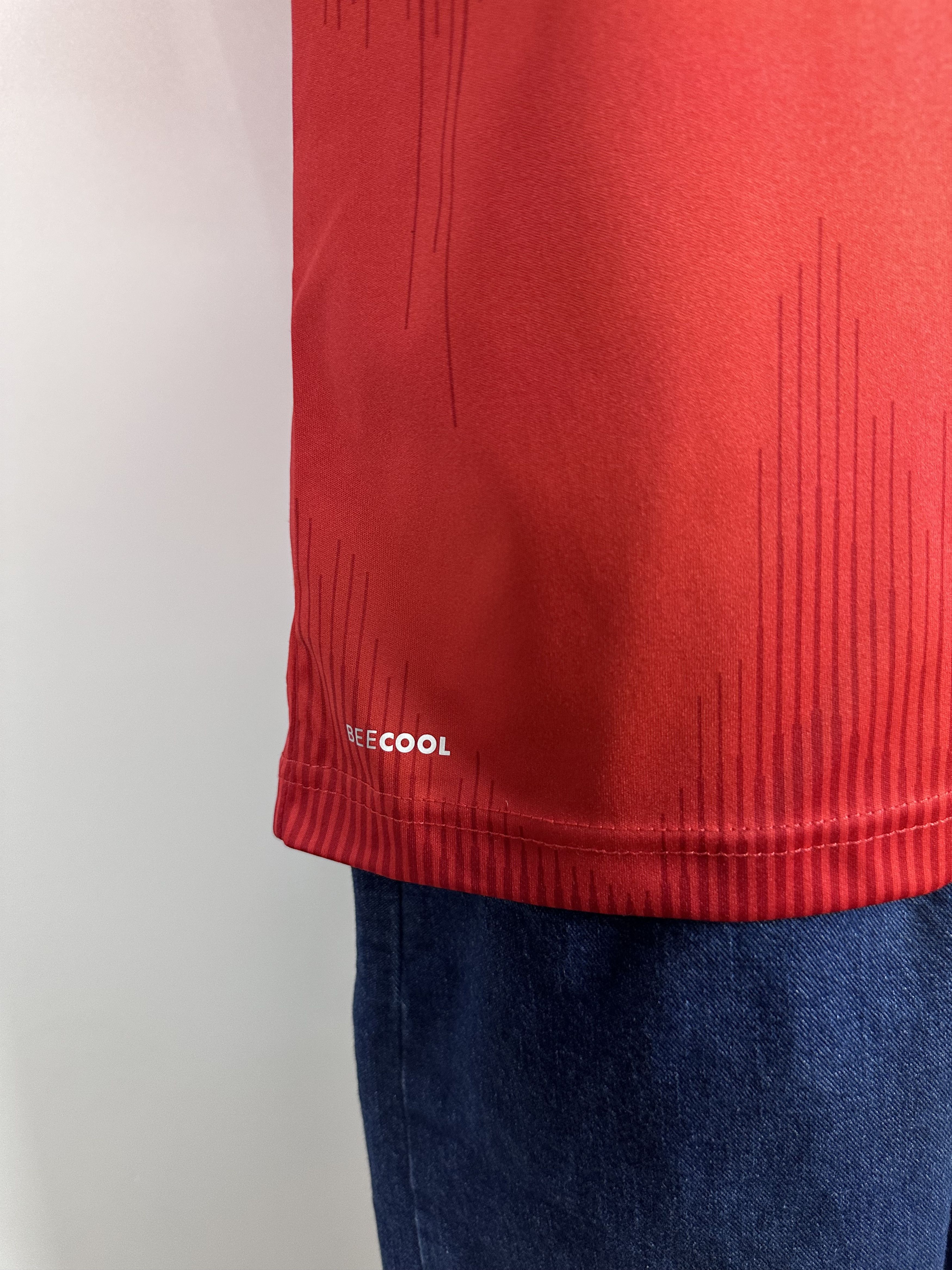 Hummel DENMARK 2021 2022 FOOTBALL SHIRT SOCCER JERSEY #5 MAEHLE Size US M / EU 48-50 / 2 - 9 Thumbnail
