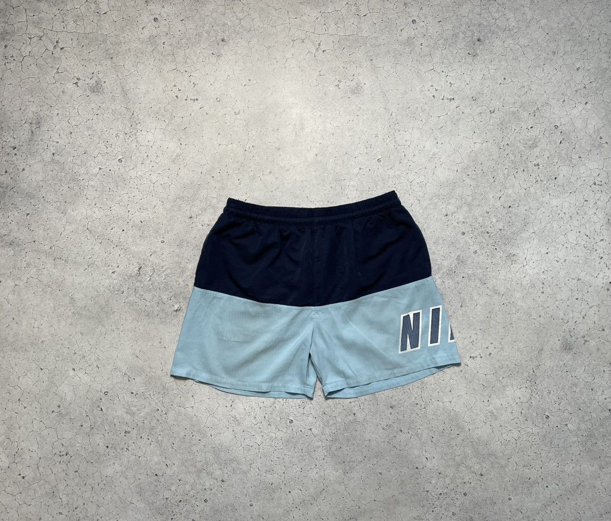 Nike × Vintage Vintage 90s Nike Nylon Shorts Big Swoosh Logo Drill Y2K Size US 34 / EU 50 - 1 Thumbnail