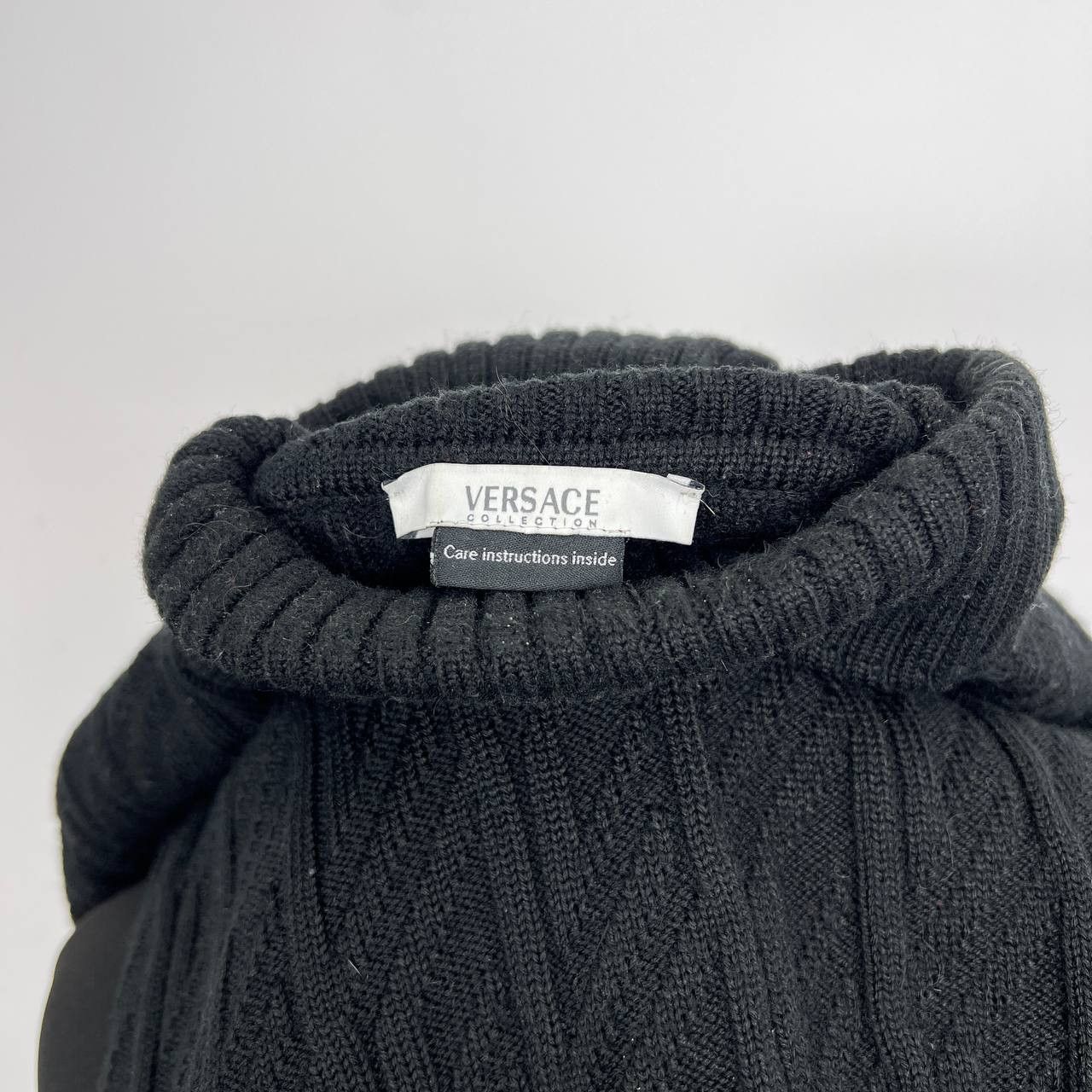 Versace Versace Black Sweater High Neck Size XL Size US XL / EU 56 / 4 - 7 Thumbnail