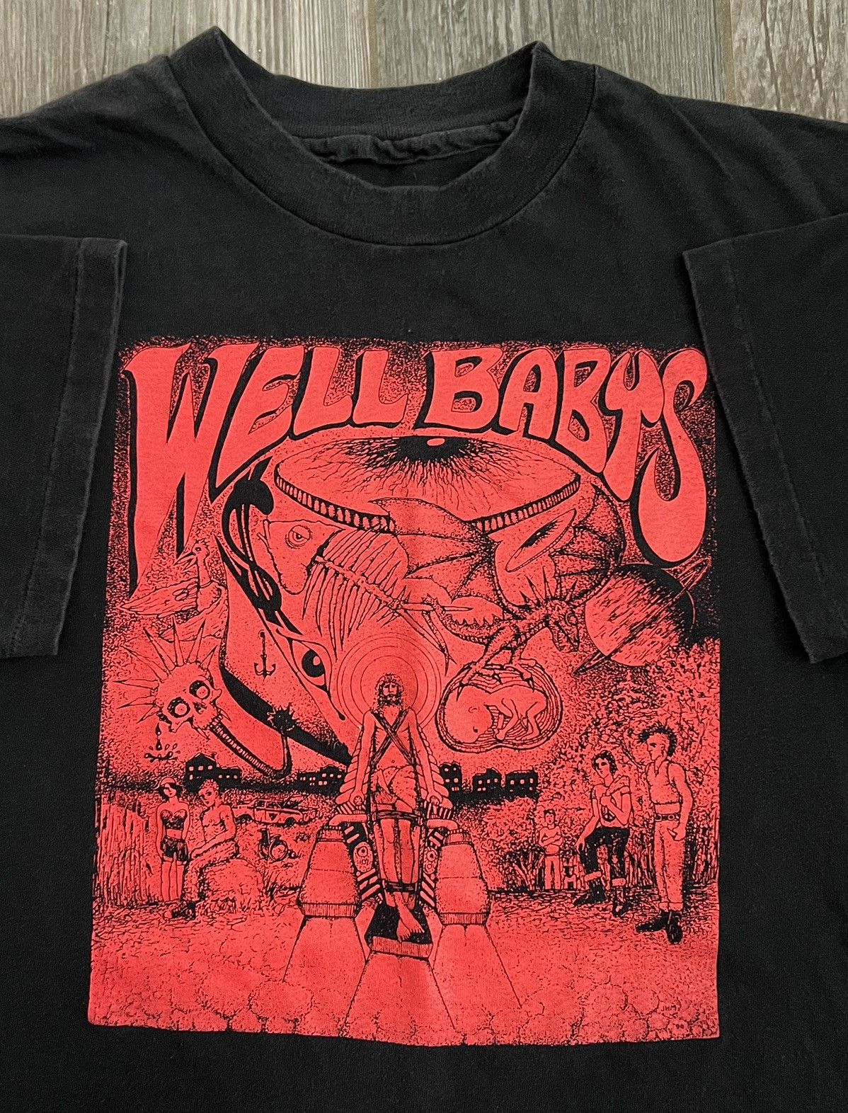 Band Tees 1994 Single Stitch Well Babys Vintage Black Red Graphic Tee Size US XL / EU 56 / 4 - 1 Thumbnail