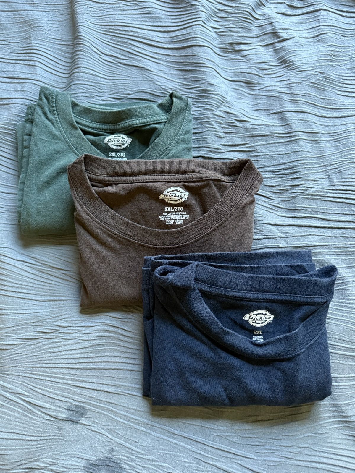 Dickies 3 Dickies pocket t-shirts Blue, Green and Brown XXL Size US XXL / EU 58 / 5 - 1 Thumbnail