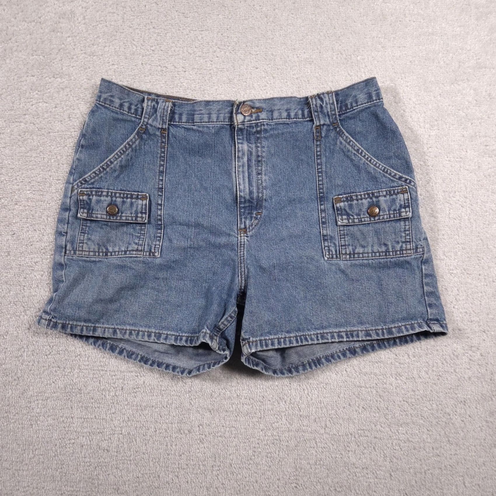 Vintage Riders Denim Cargo Shorts Womens 16 Blue Utility Pockets Mom Fit High Rise Casual Size 38" / US 16 / IT 52 - 2 Thumbnail