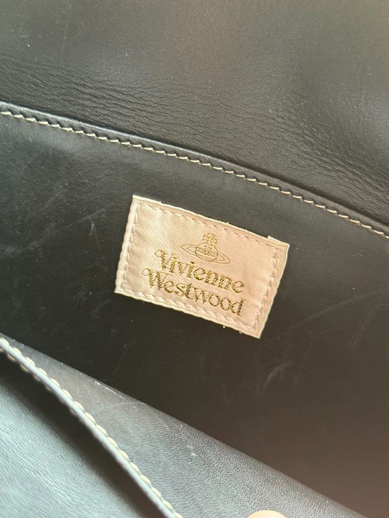 Vivienne Westwood Vivienne Westwood Black Saturn embossed square postman's p Size ONE SIZE - 7 Thumbnail