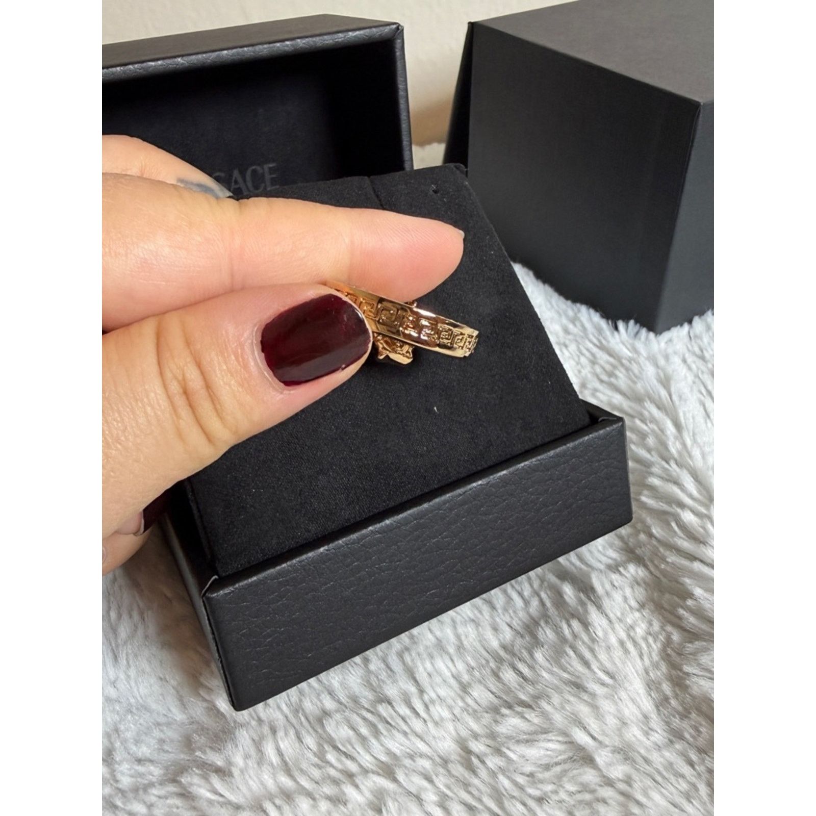 Versace Versace bronze Gold Crystal Medusa Circle Necklace Size ONE SIZE - 3 Thumbnail