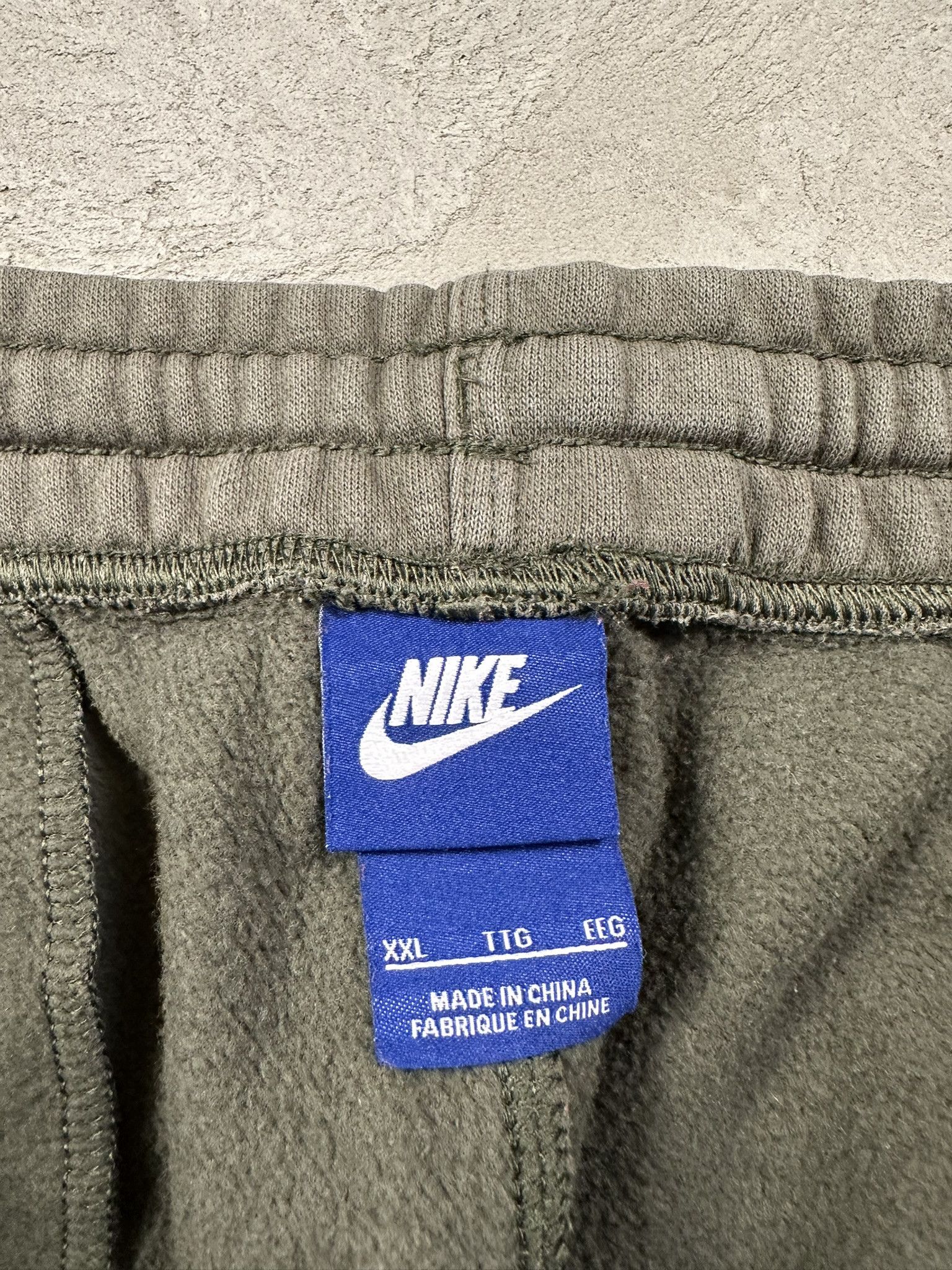 Nike 00s Vintage Nike Swoosh Casual Sweatpants Size US 38 / EU 54 - 9 Thumbnail
