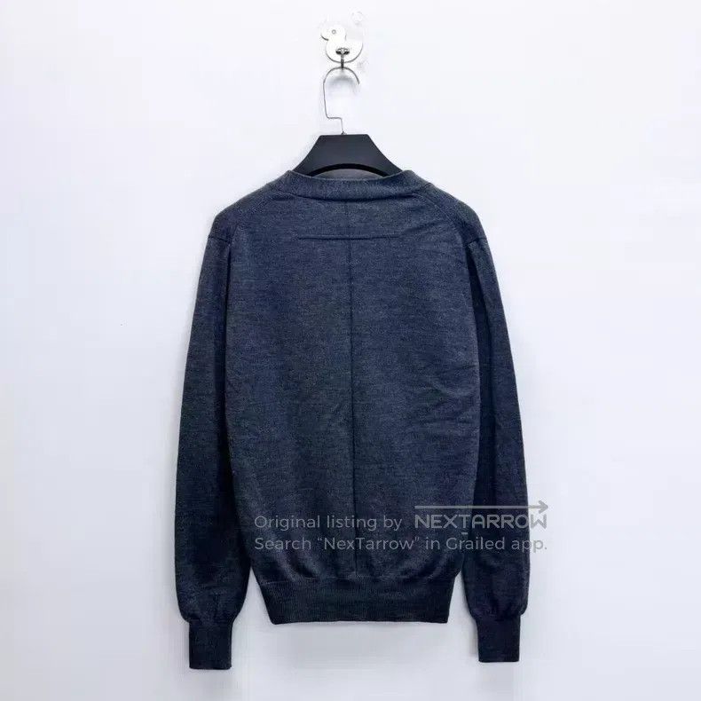 Givenchy Givenchy Gray embroidered love letter logo wool knit cardi Size US S / EU 44-46 / 1 - 2 Thumbnail
