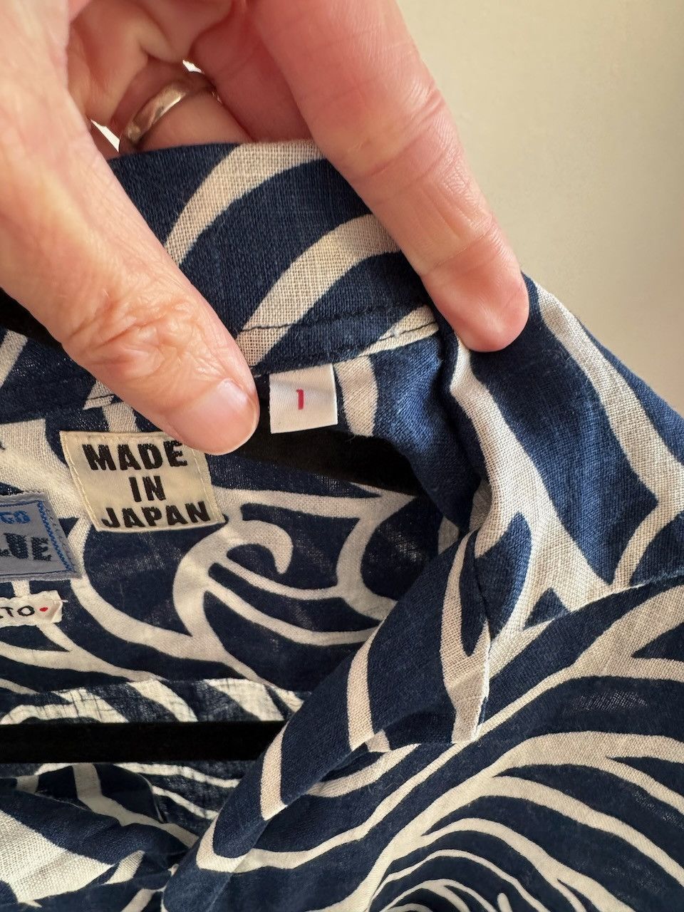 Blue Blue Japan Indigo-dyed button-down shirt, wave Size US S / EU 44-46 / 1 - 6 Thumbnail