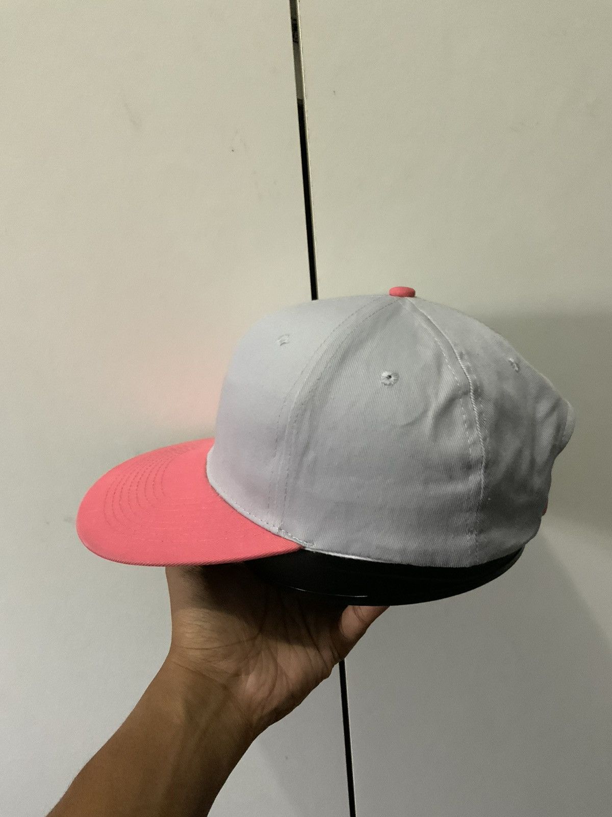 Designer Wellington Apparel Plain Streetwear Hat Size ONE SIZE - 2 Thumbnail