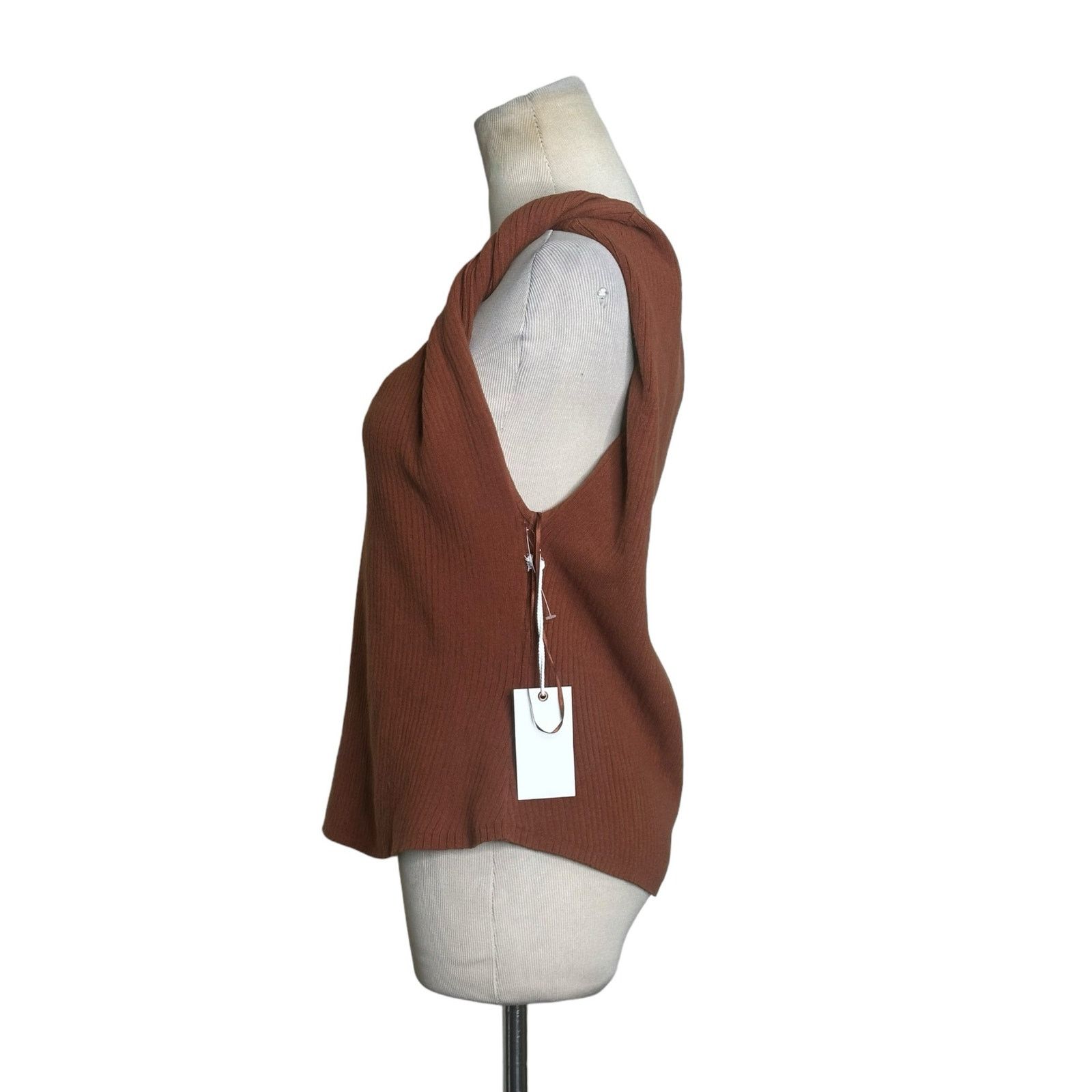 Good American Good American Twisted Strap Knit Tank Top size 5/6 - 2XL Size XXL / US 16-18 / IT 52-54 - 9 Thumbnail