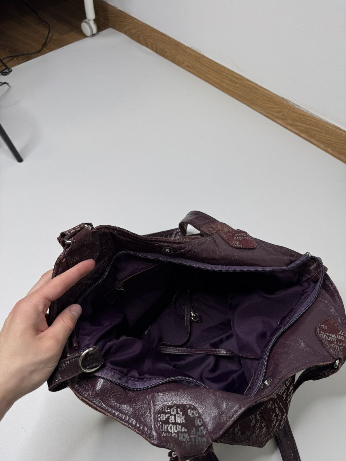 Vintage Vintage avant garde archive burgundy bag y2k if6was9 lgb sk8 Size ONE SIZE - 6 Thumbnail