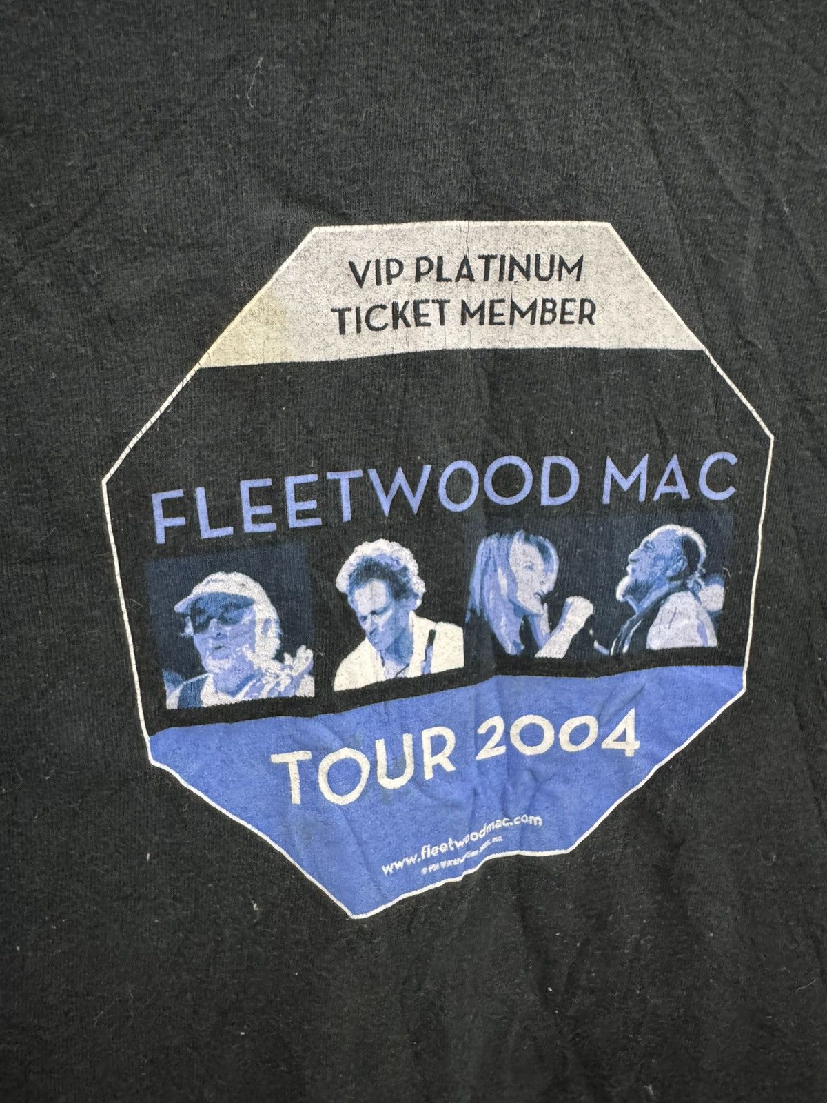 Band Tees Vtg Fleetwood Mac Tour 2004 VIP Ticket Tshirt Size US XL / EU 56 / 4 - 2 Thumbnail