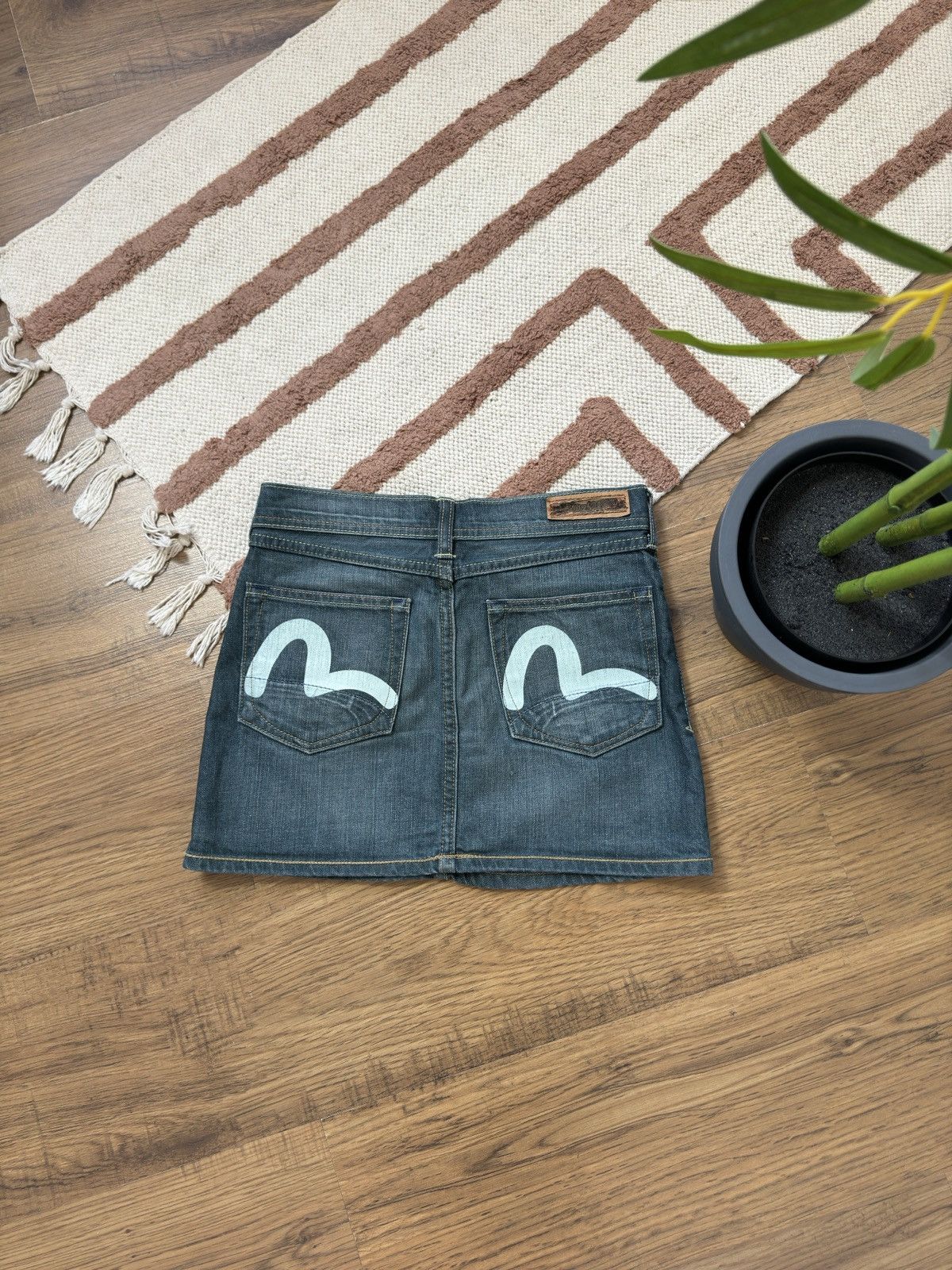 Evisu EVISU x PUMA - RARE JEANS MINI SKIRT Size 26" / US 2 / IT 38 - 3 Thumbnail