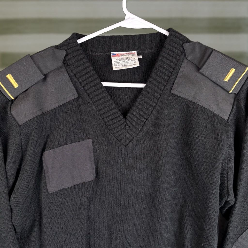 Commando VINTAGE Commando Jack Young Sweater Mens L Black Military V Neck Knit Elbow Patches Size US L / EU 52-54 / 3 - 1 Thumbnail