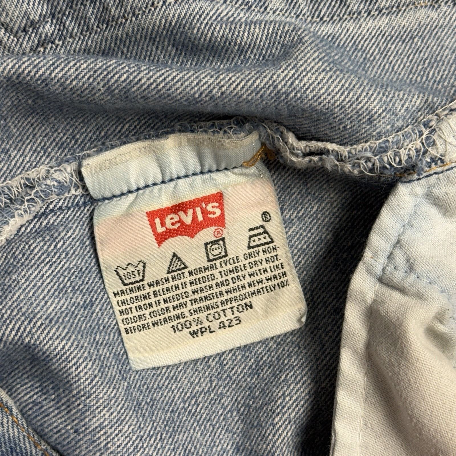 Levi's Vintage Levis 501 Jeans Mens 44x30 (40x27) Faded Blue USA Size US 44 / EU 60 - 12 Thumbnail
