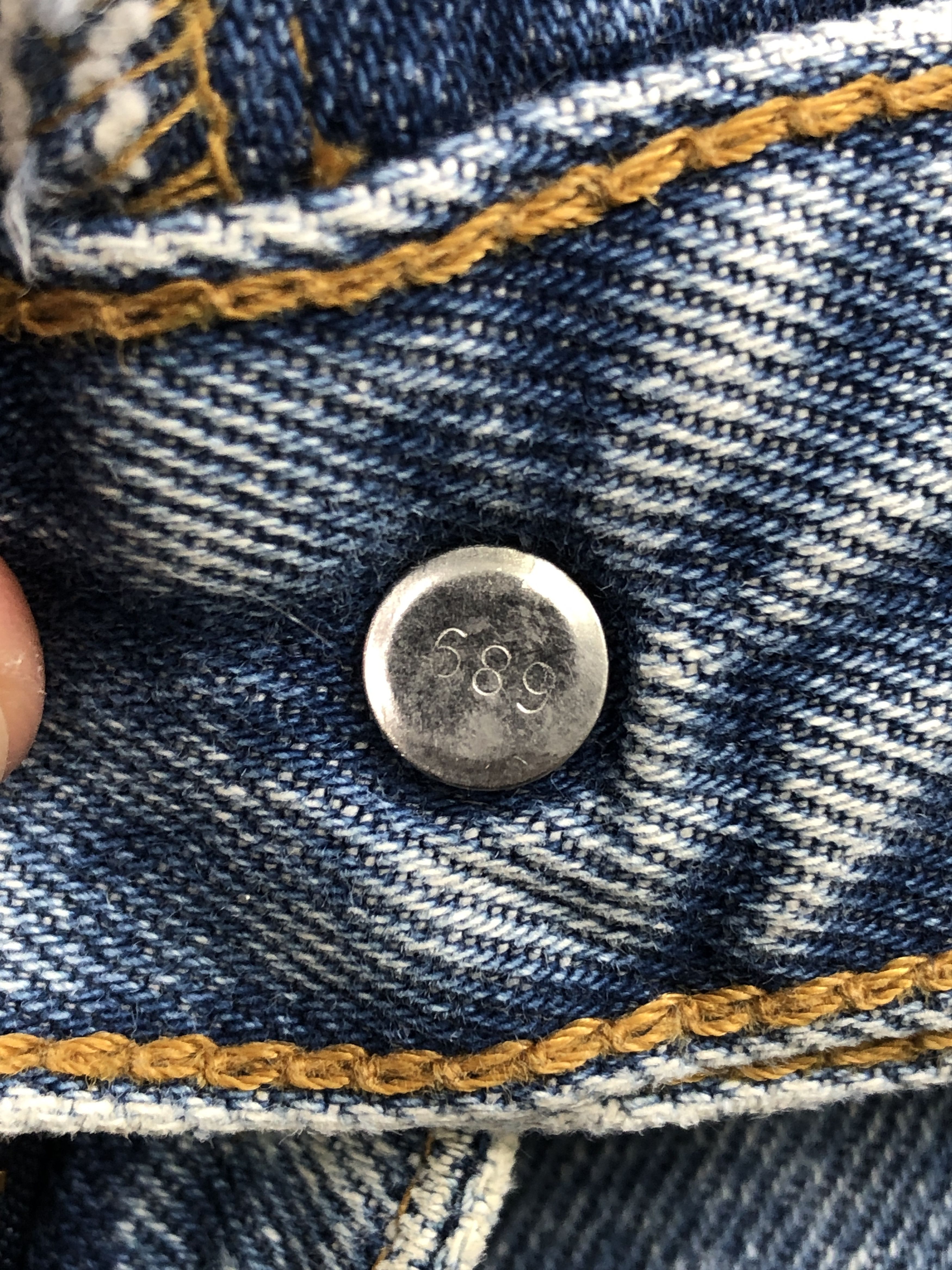 Levi's × Vintage 90s Vintage Levis 550 Light Washed Jeans DP2450 Size US 36 / EU 52 - 12 Thumbnail