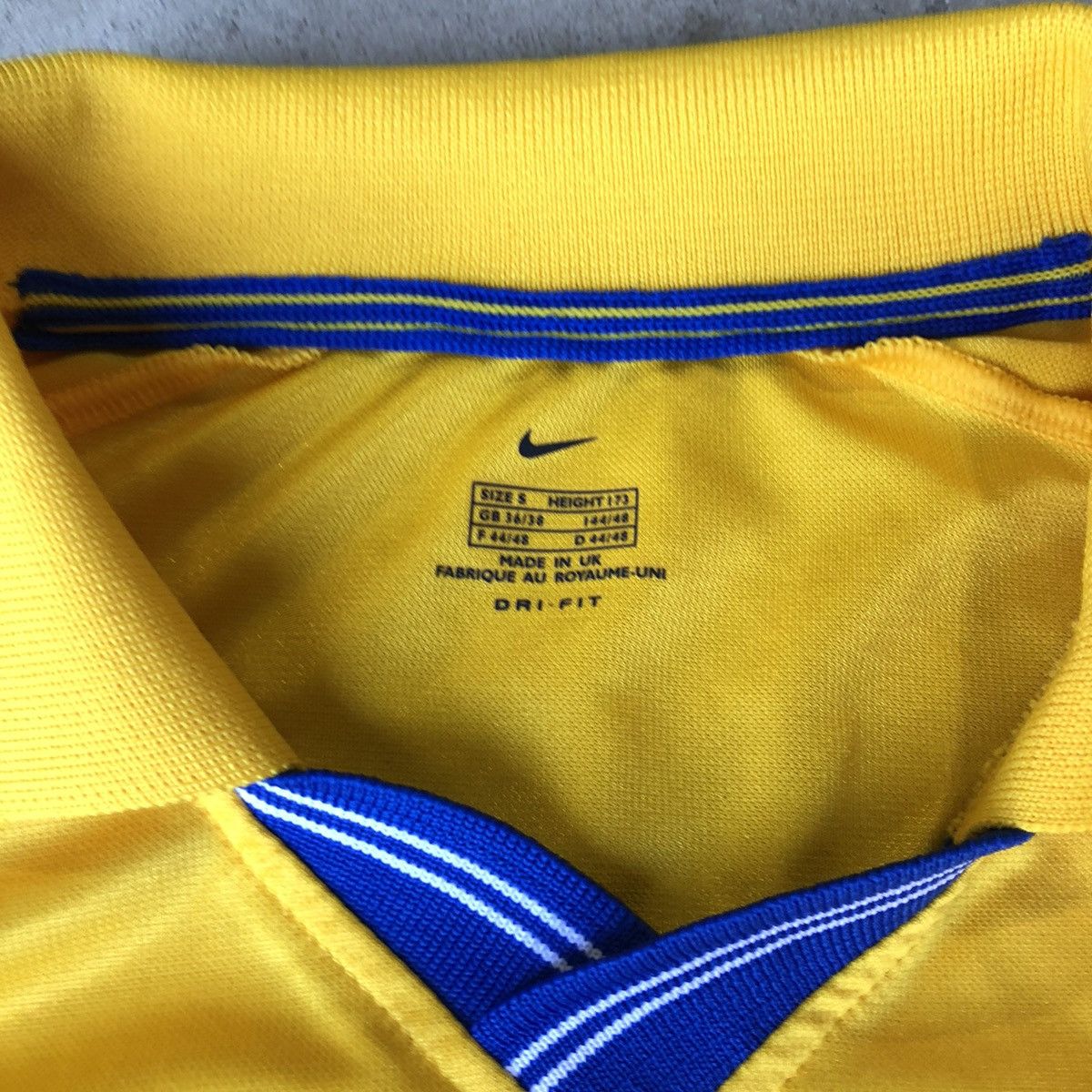 Nike × Vintage Vintage 2000/2001 Nike FC Porto LIGA Away Jersey Size US S / EU 44-46 / 1 - 6 Thumbnail