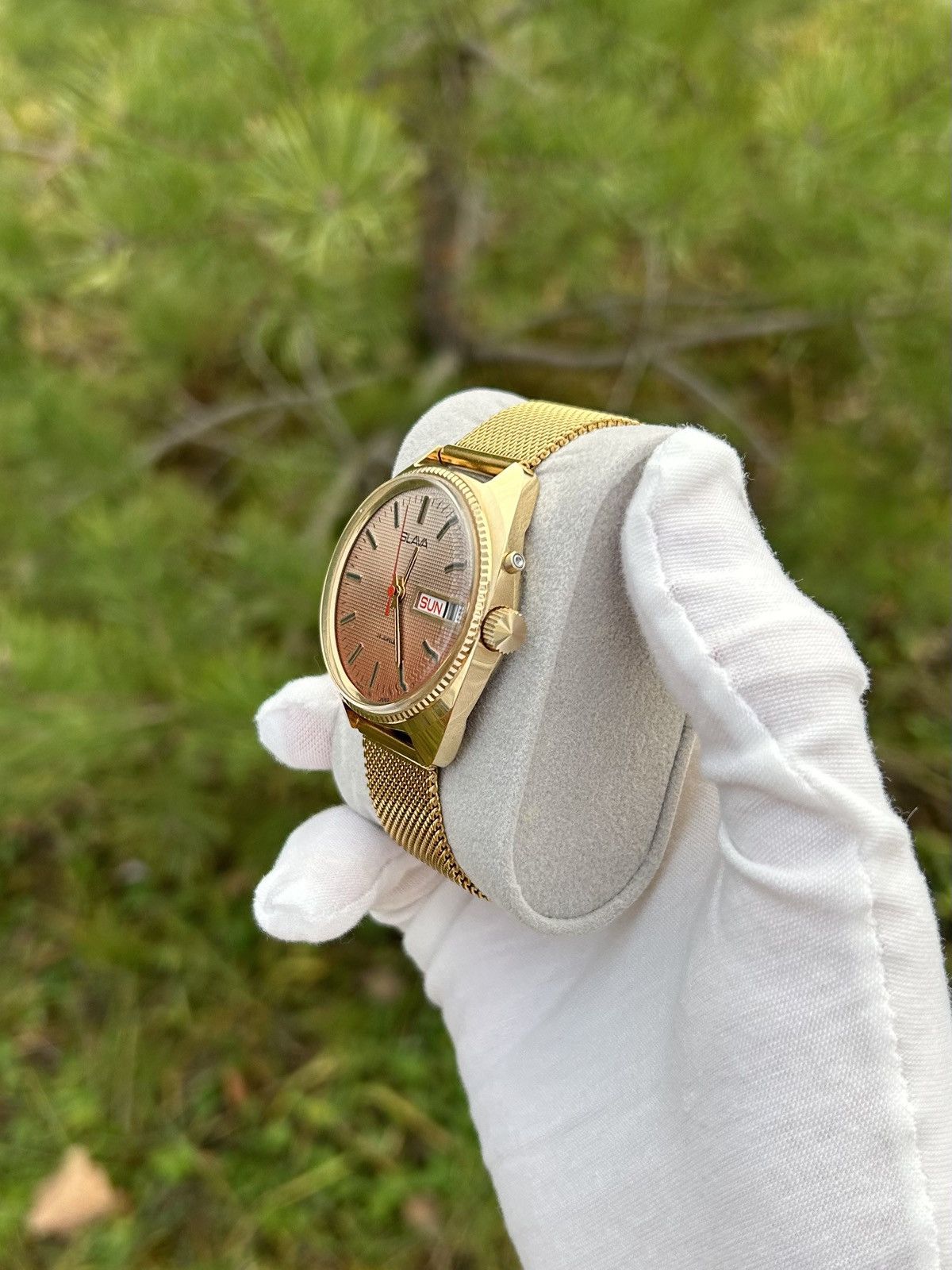 Vintage Vintage Watch Slava Mechanical Made in USSR Authentic 1980s Size ONE SIZE - 16 Thumbnail
