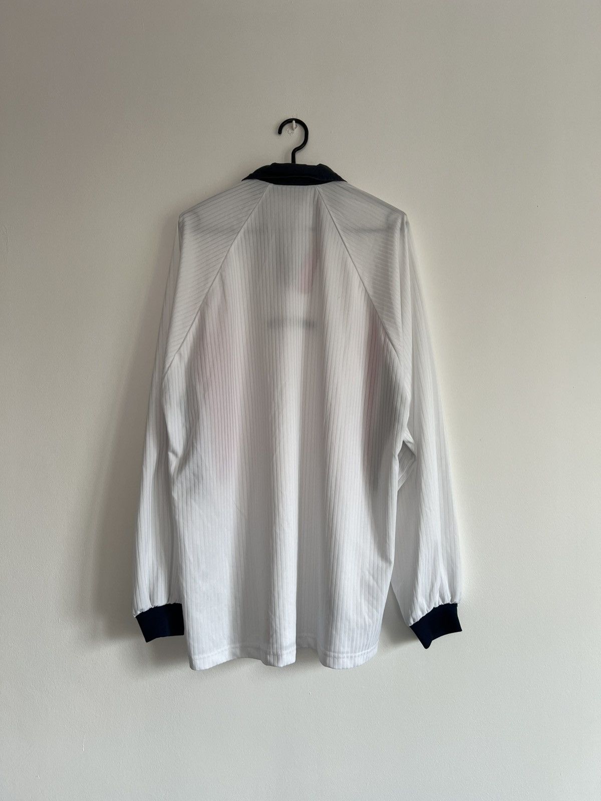 Umbro Vintage Umbro Long sleeve Soccer jersey 1997/98/99 Size US XL / EU 56 / 4 - 5 Thumbnail