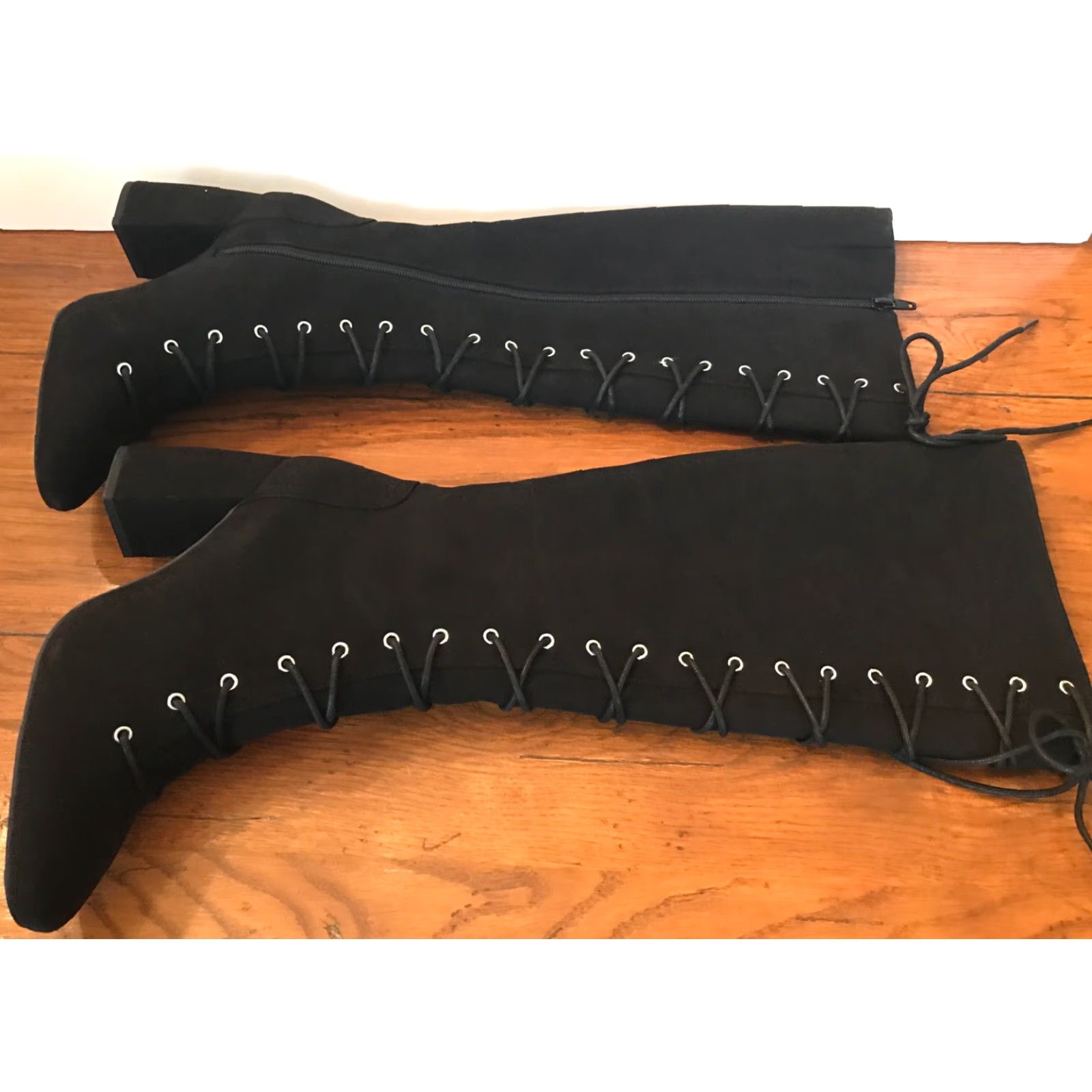 BCBGeneration VINTAGE US 8 Medium BCBGeneration Addison Micro-suede Black Lace Up Boot 3 1/4" Heel Zip Boots Womens Damaged Box Scuffs Size US 8 / IT 38 - 2 Thumbnail