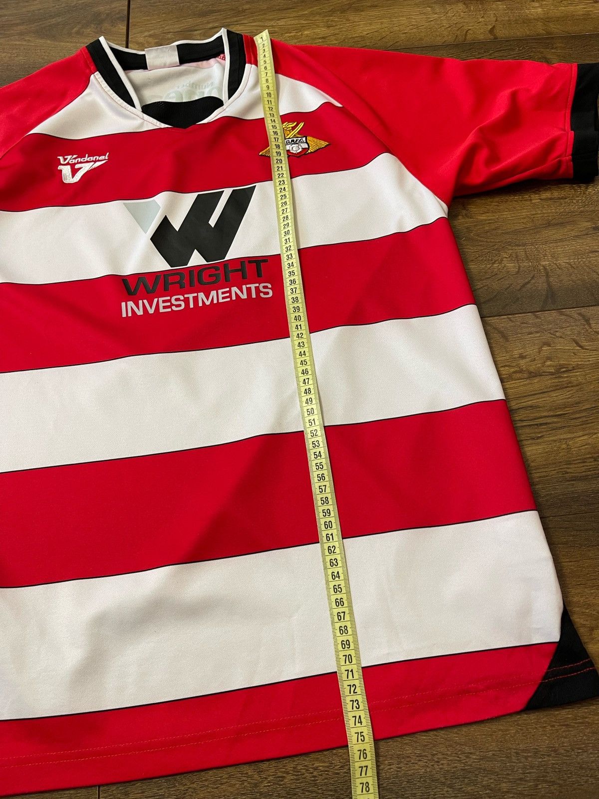 Nike Doncaster Rovers Shirt Large Red Vandanel Jersey 2009/2010 Size US L / EU 52-54 / 3 - 15 Thumbnail