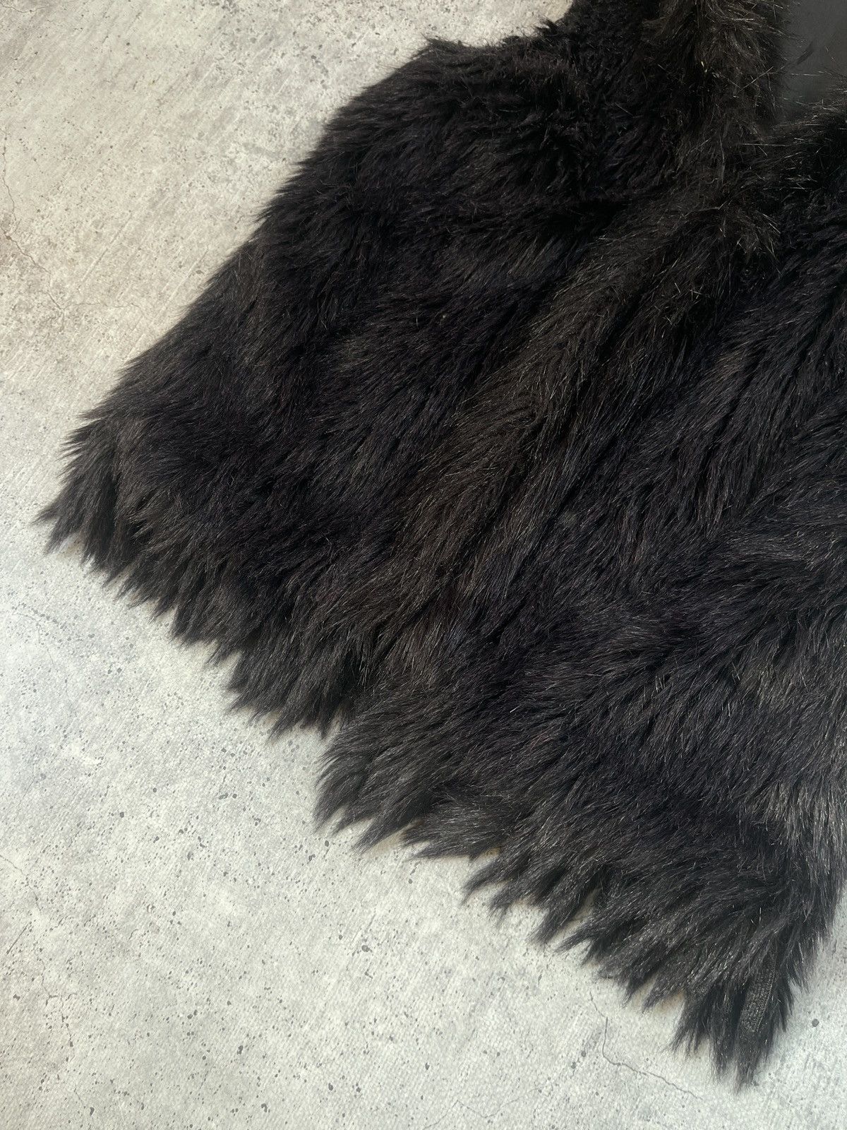 Japanese Brand × Vintage Vintage Y2K Faux Fur vest Japanese streetwear style size XL Size XL / US 12-14 / IT 48-50 - 3 Thumbnail