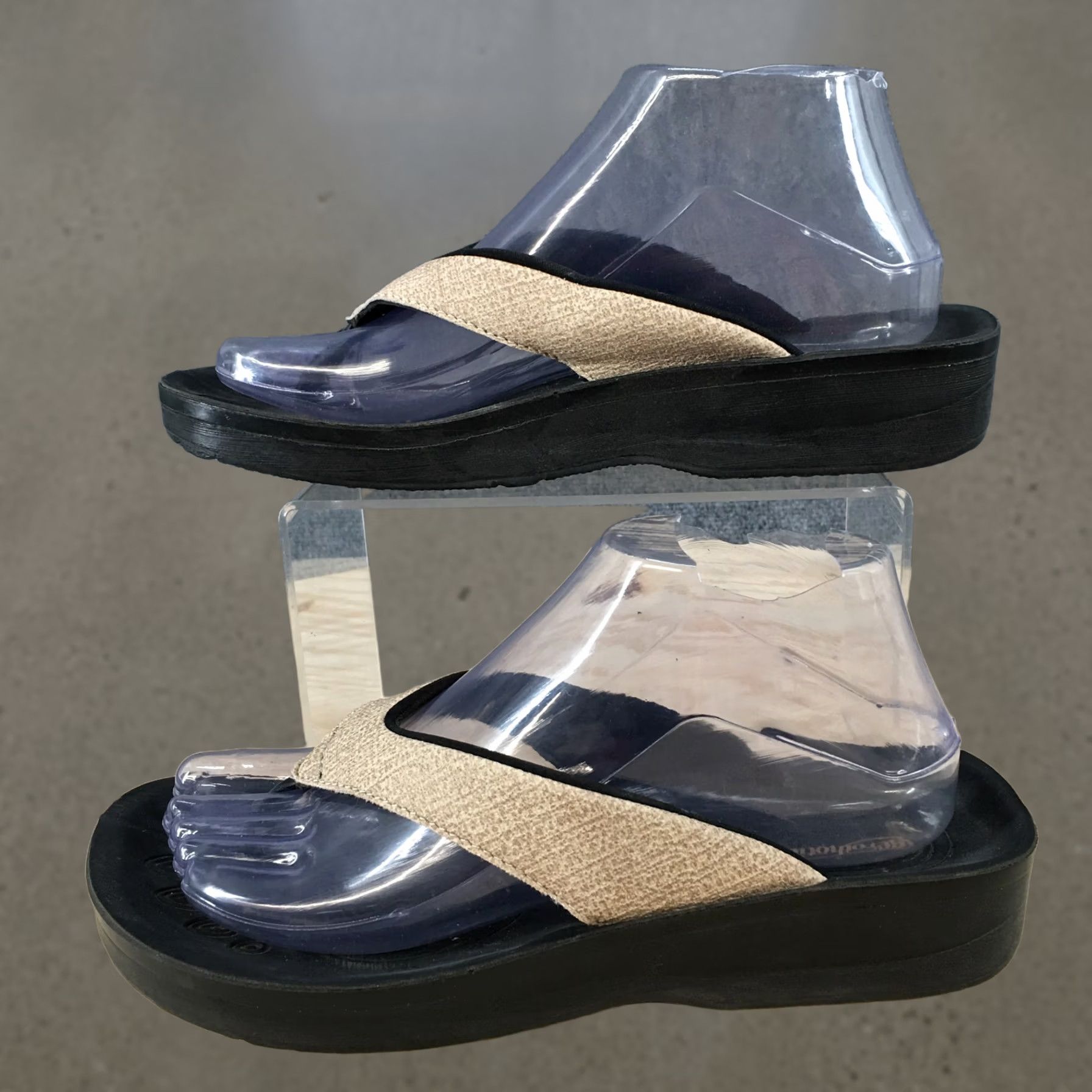 Vintage Aerothotic Sandals Womens 38 Casual Slip On Thong Flip Flops Black Brown Wedge Sandal Size US 8 / IT 38 - 1 Thumbnail