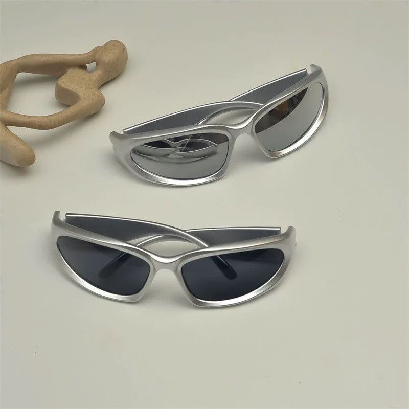 Japanese Brand Sunglasses Size ONE SIZE - 1 Thumbnail