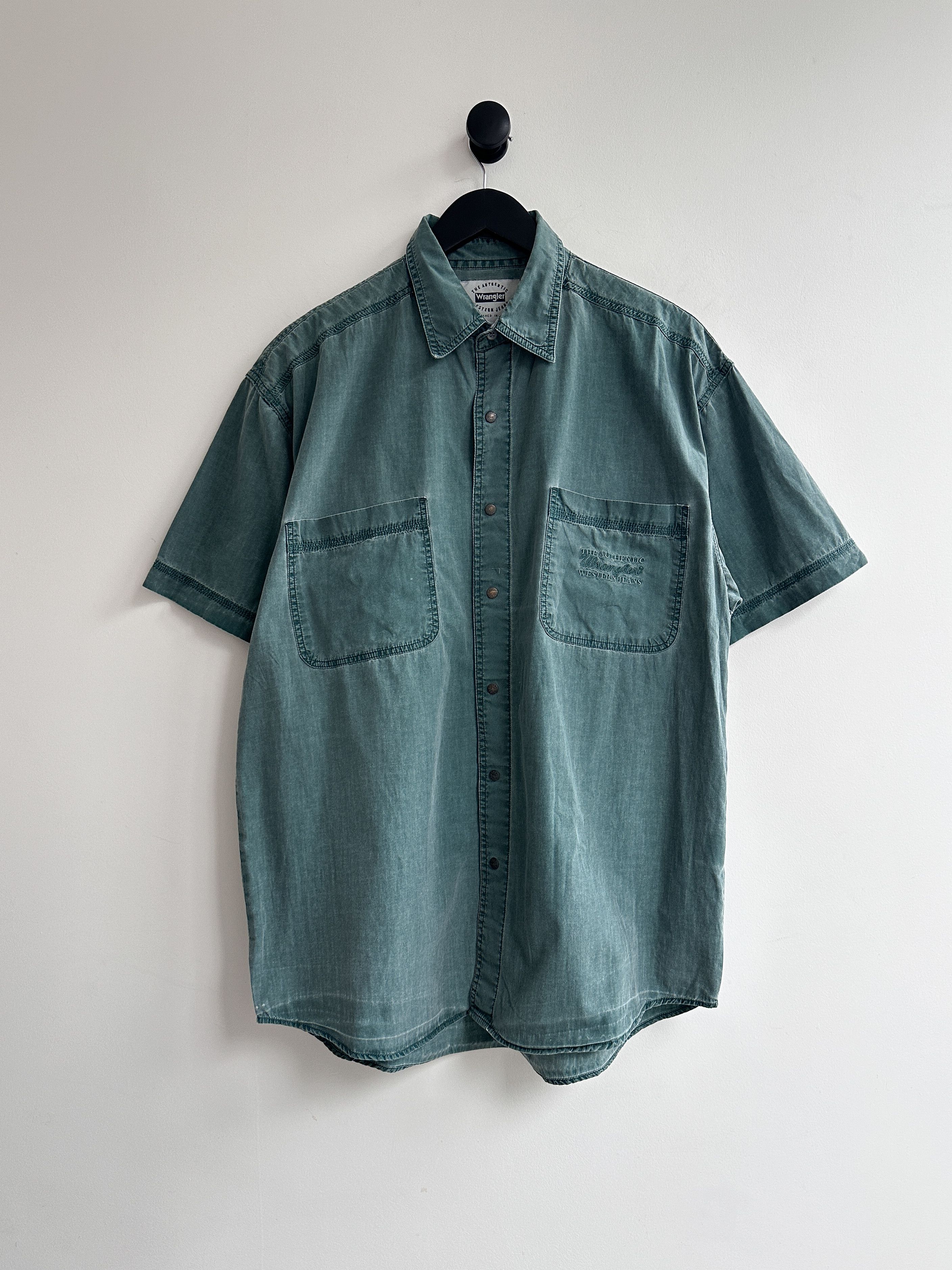 Vintage Vintage Wrangler Short Sleeve Shirt Size US XL / EU 56 / 4 - 1 Thumbnail