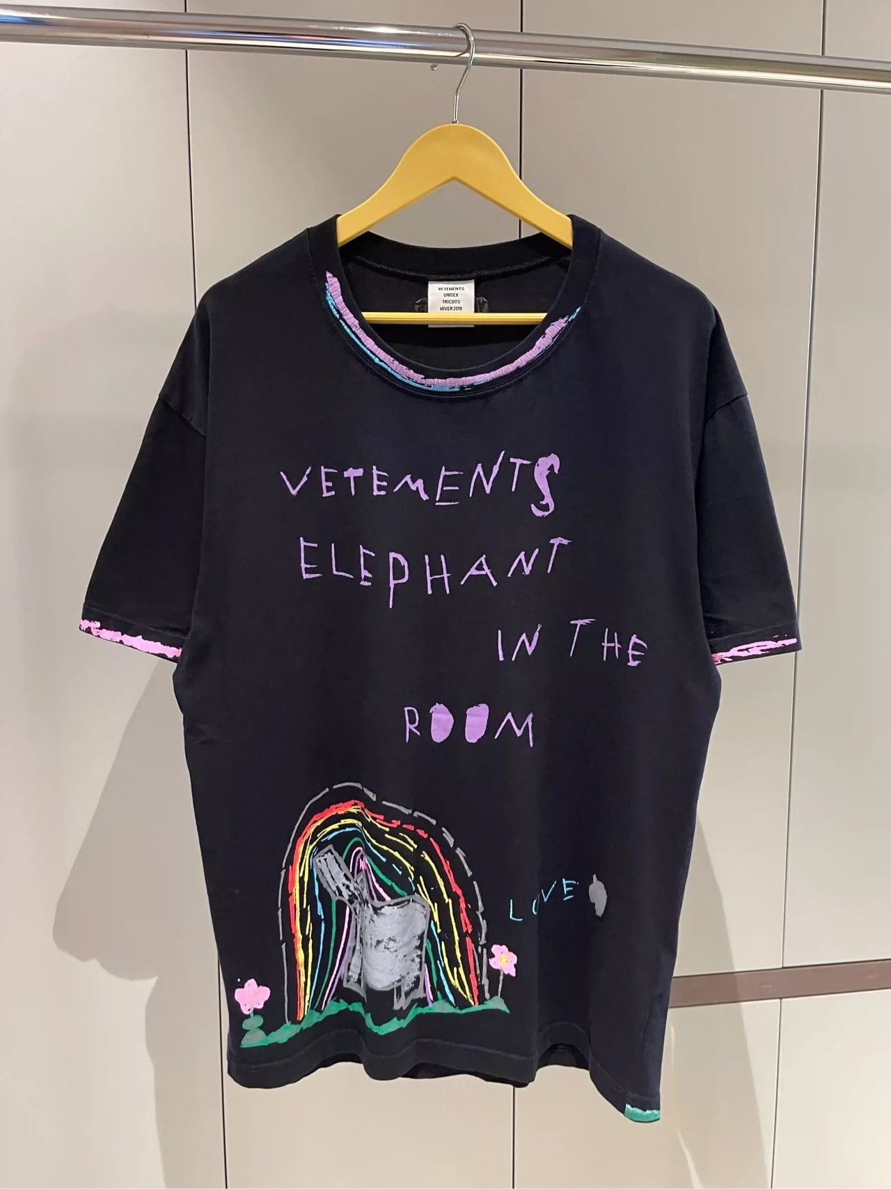 Vetements Black Slogan Logo Oil Short Sleeve T-shirt -DMC