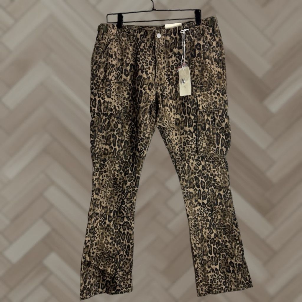 MNML Leopard Vintage Denim Cargo Flare Pants Size 32 Mens Pants Flared Inseam 32 Multicolor Denim Cargo