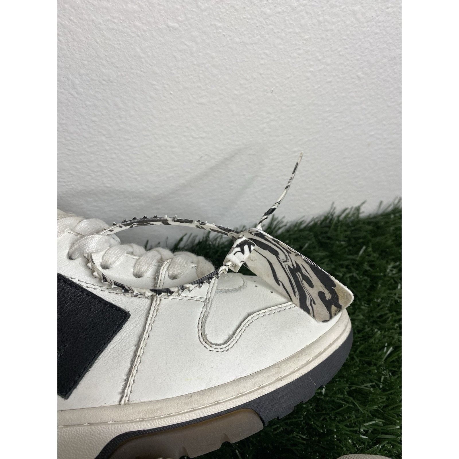 Off-White Off White Out Of Office 'OOO' sneakers | SIZE 39 EU Size US 6 / EU 39 - 4 Thumbnail