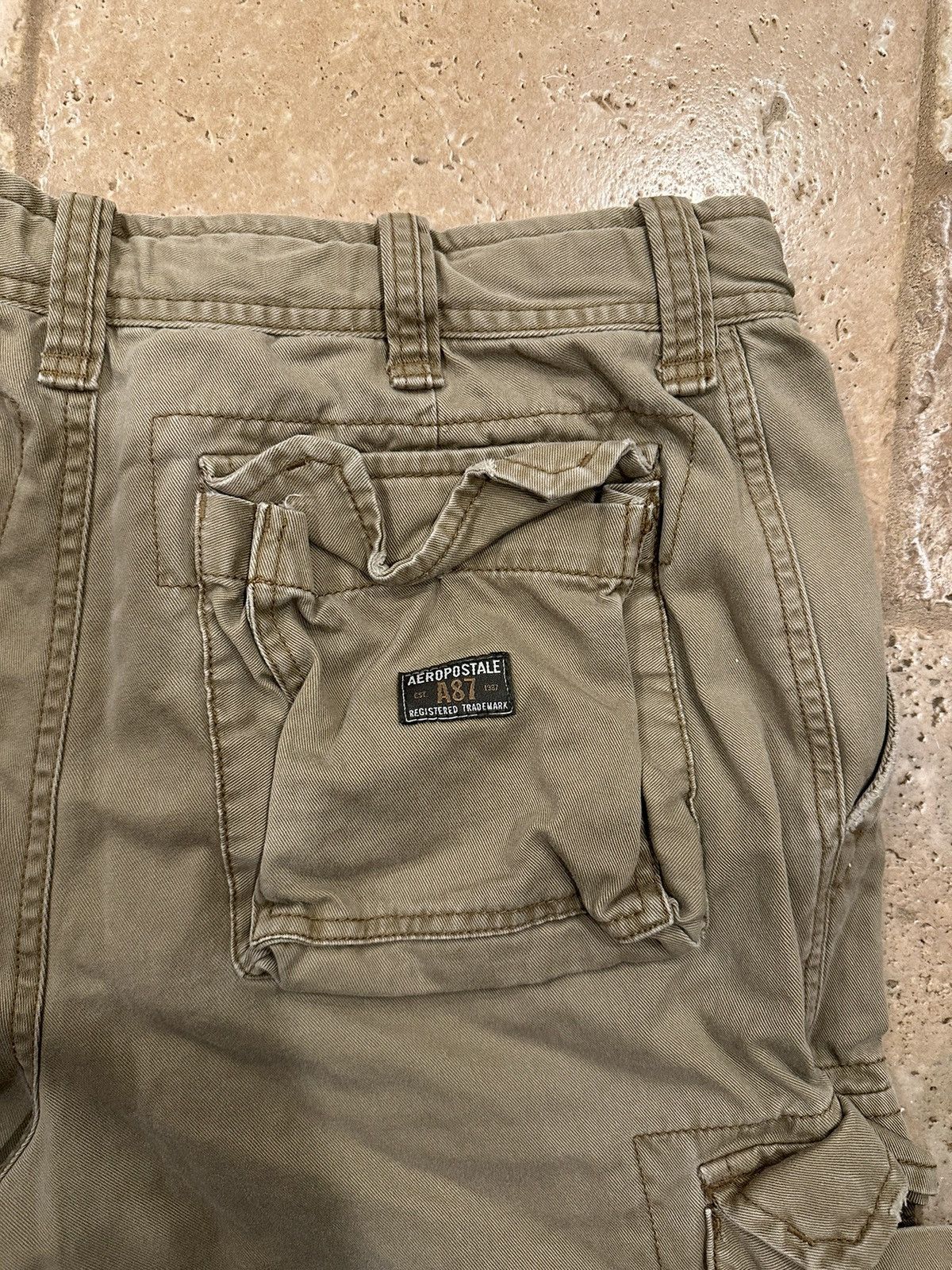 Aeropostale × Vintage Vintage Aeropostale 90s Tan Cargo Shorts Size US 32 / EU 48 - 5 Thumbnail