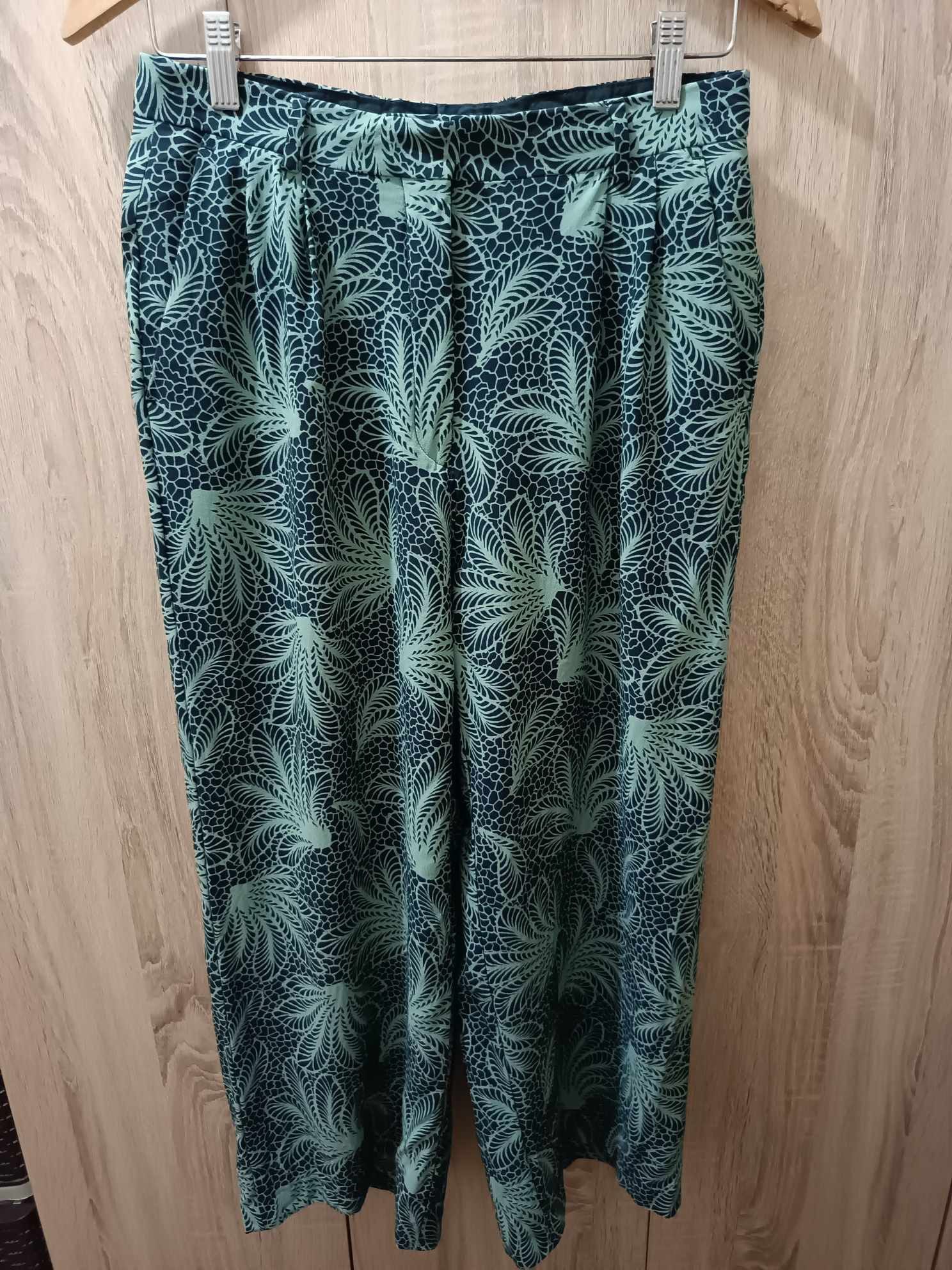 Dries Van Noten DRIES VAN NOTEN printed trouser Size 28" / US 6 / IT 42 - 1 Thumbnail