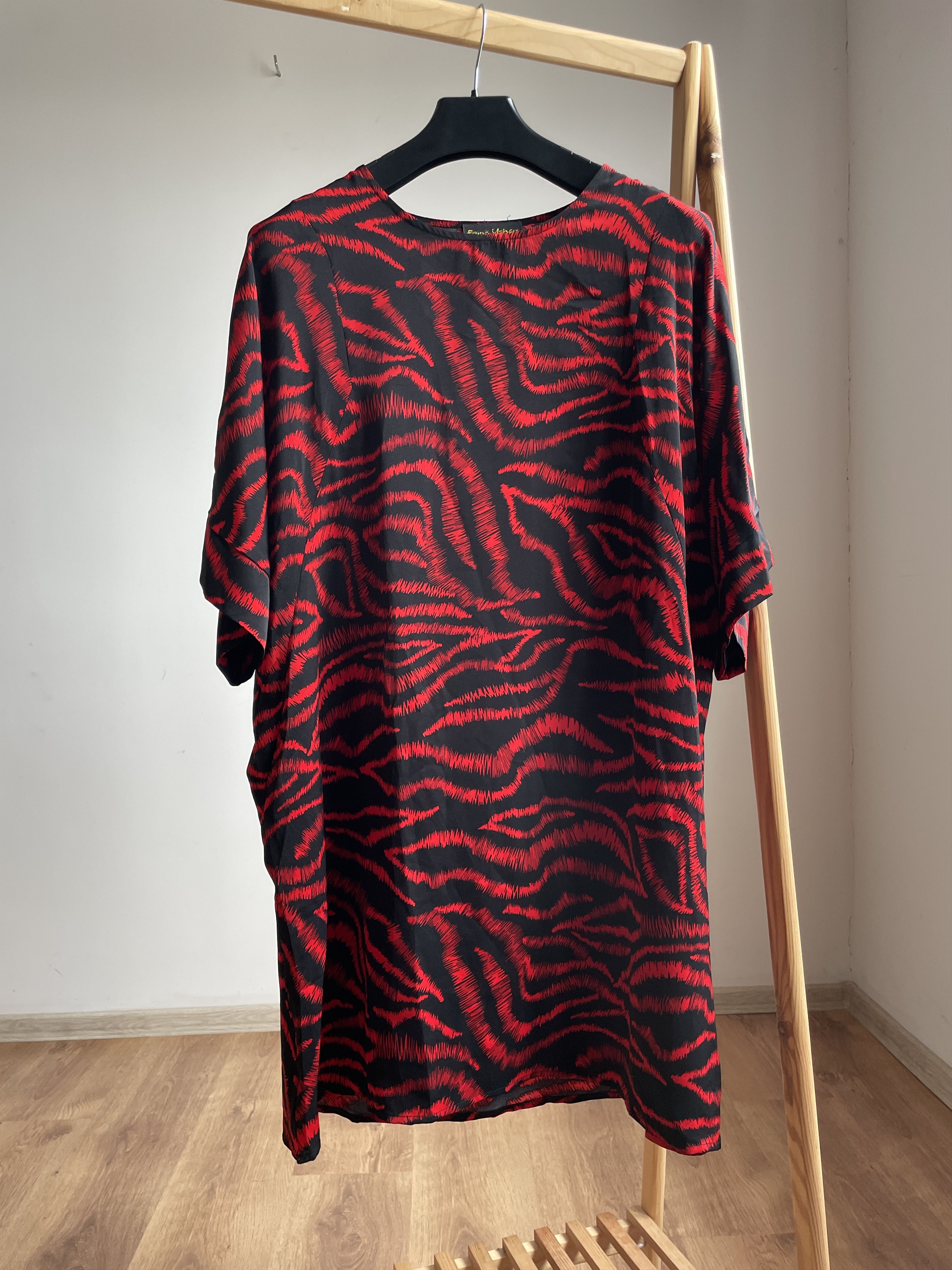 Other Frank Usher Zebra Print Oversized Tunic Dress Size S/M Size M / US 6-8 / IT 42-44 - 1 Thumbnail